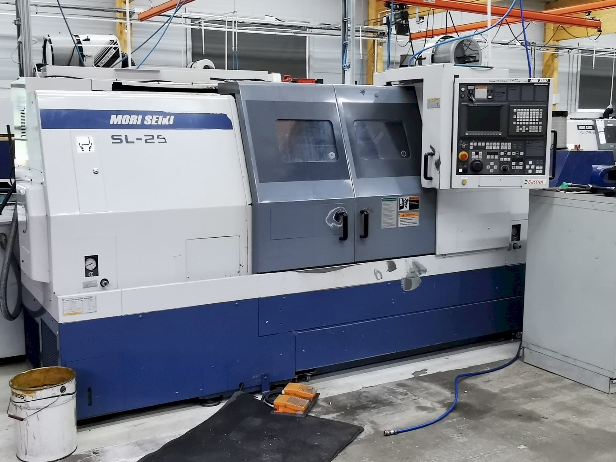 Makine  MORI SEIKI SL-250 BMY - Önden görünüm