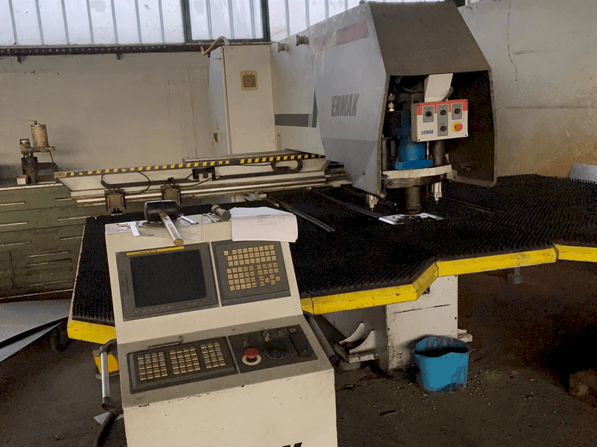 Makine  ERMAK EPP 1270 x 30 - Önden görünüm