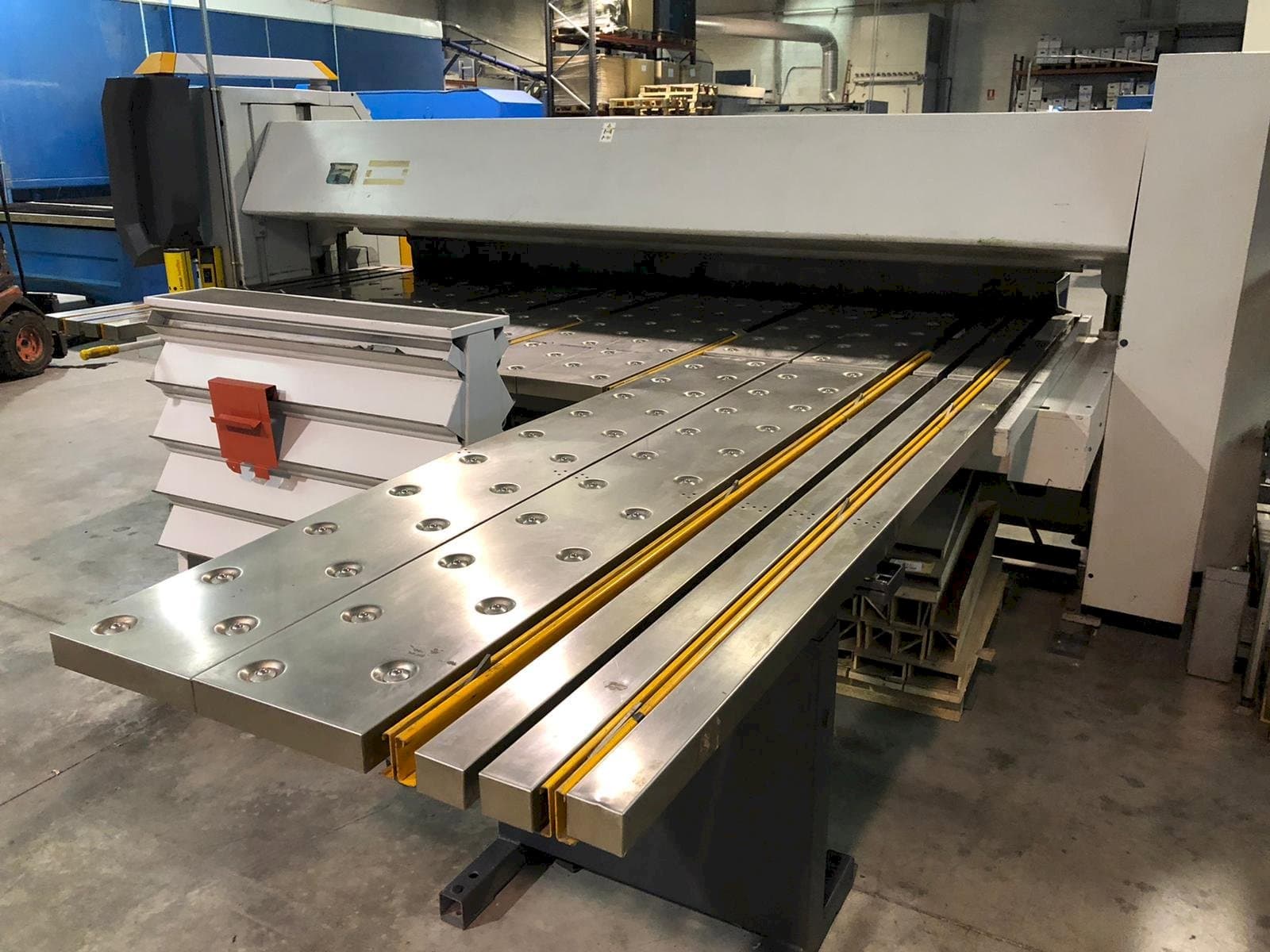 Makine  RAS Flexibend 73.30 - Önden görünüm