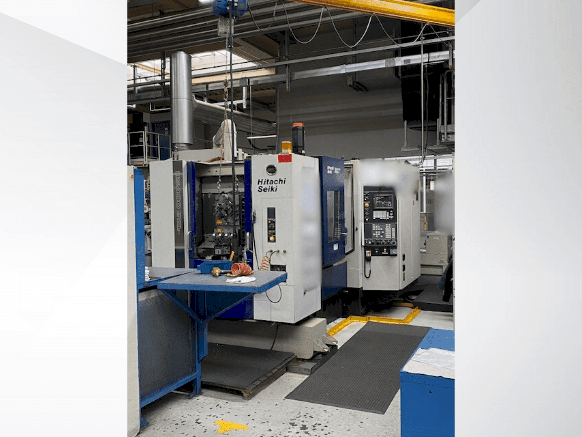 Makine  HITACHI SEIKI HS 400 - Önden görünüm