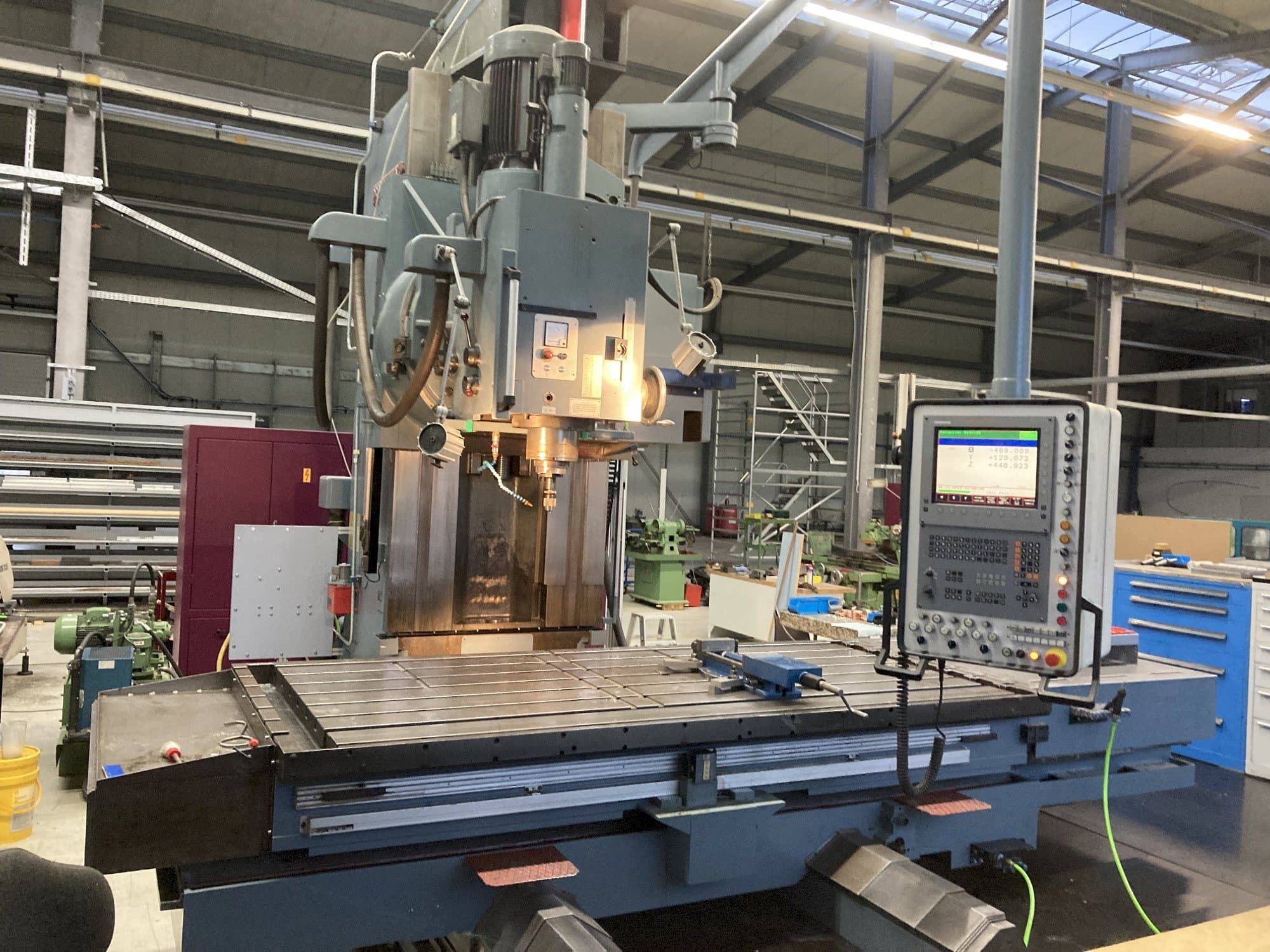 Makine  Droop & Rein FS 130 SKE - Önden görünüm