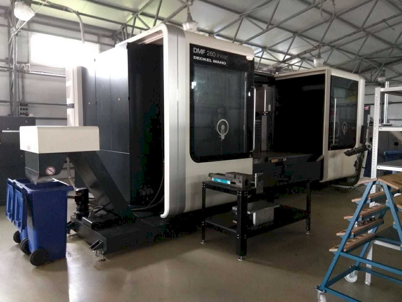 Makine  DECKEL MAHO DMF 260 linear - Önden görünüm