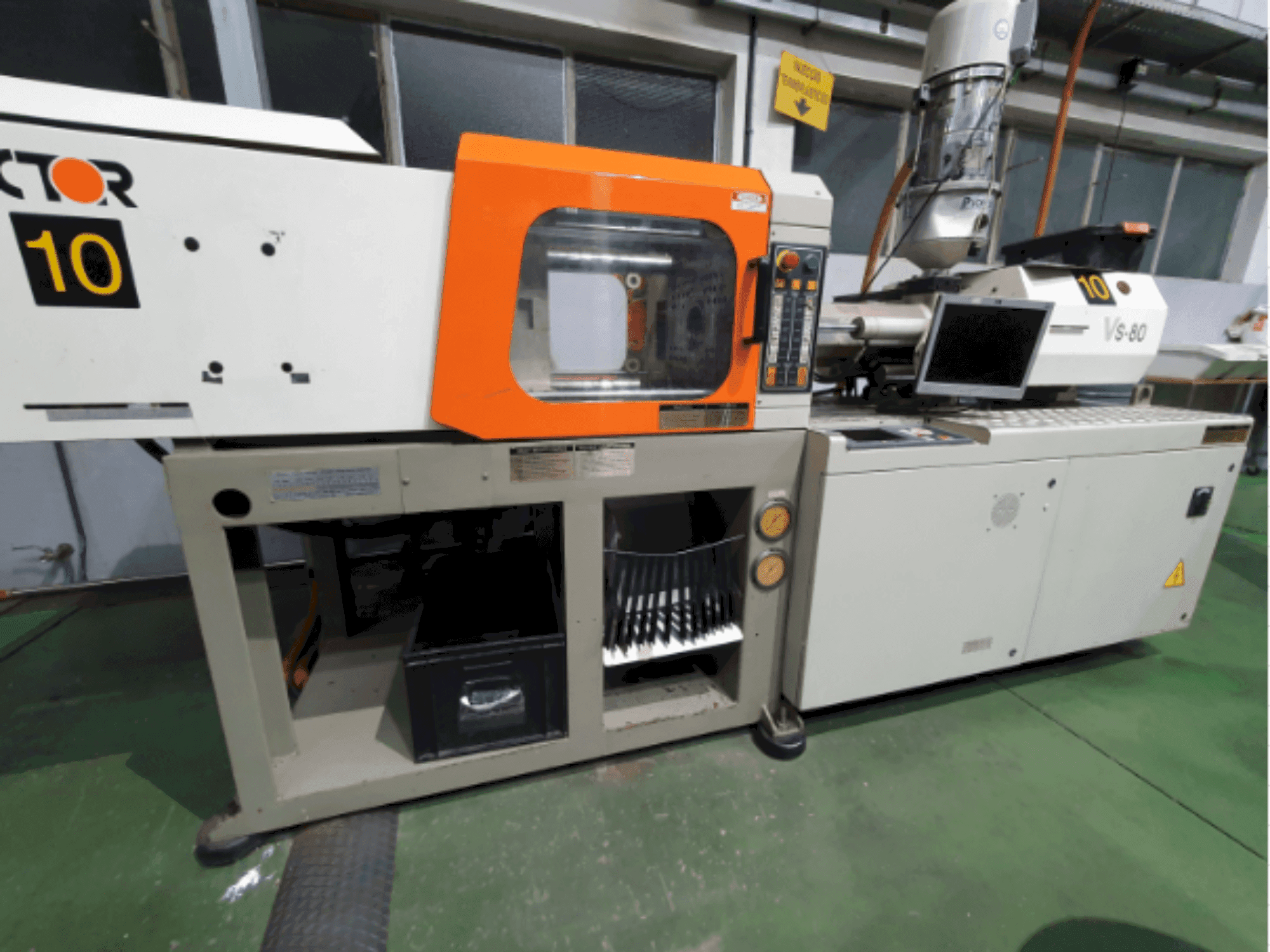 Makine  Victor VS80 - Önden görünüm