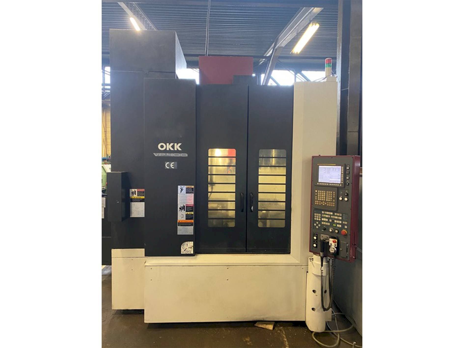 Makine OKK VP400 - Önden görünüm