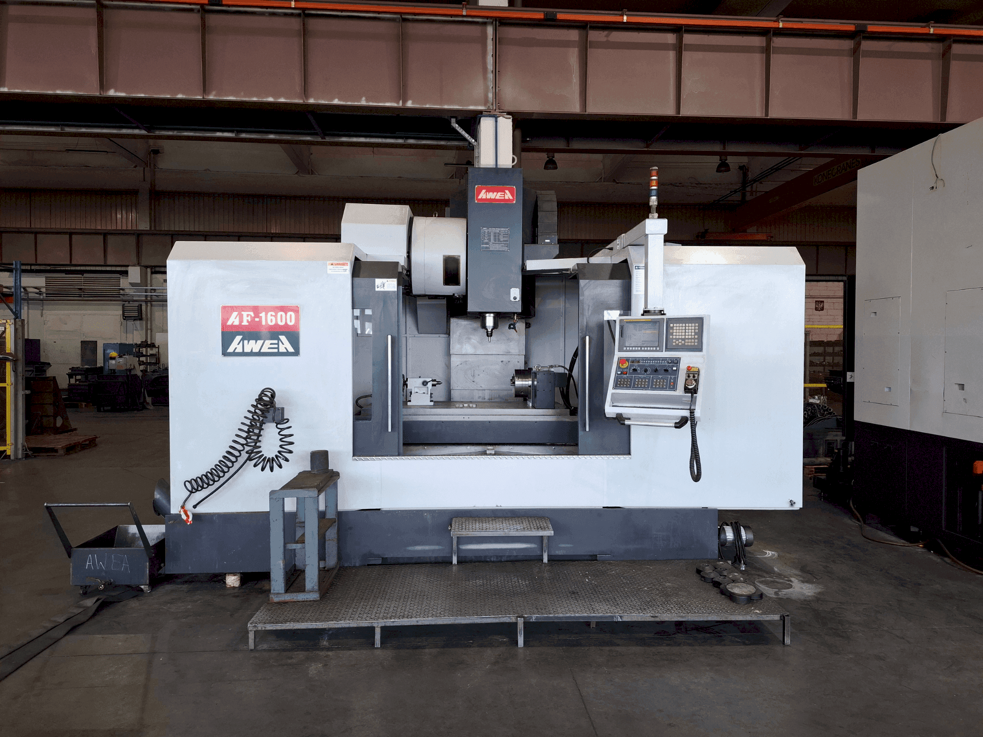 Makine  AWEA AF-1600 - Önden görünüm