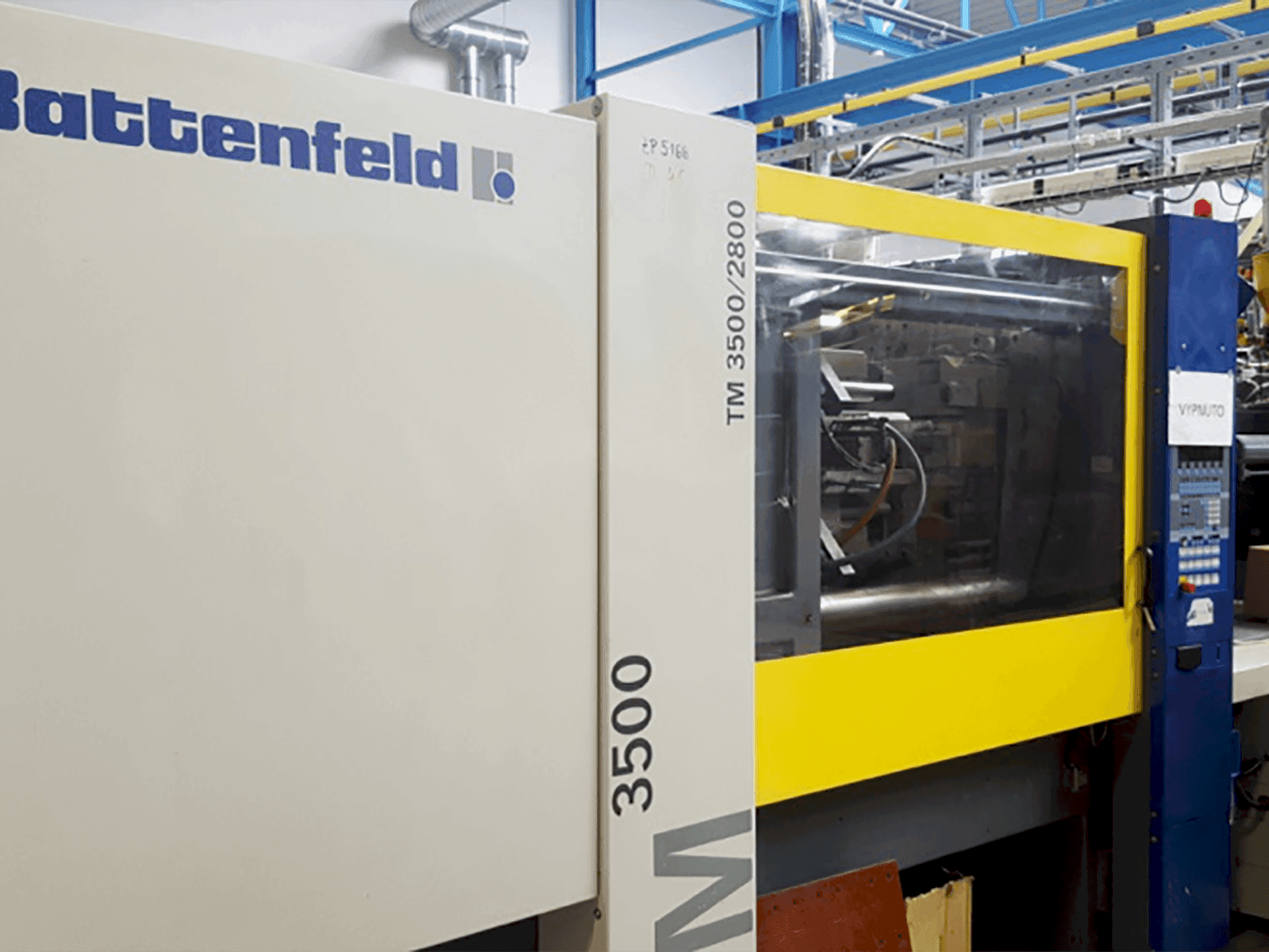 Makine  Battenfeld TM 3500/2800 - Önden görünüm