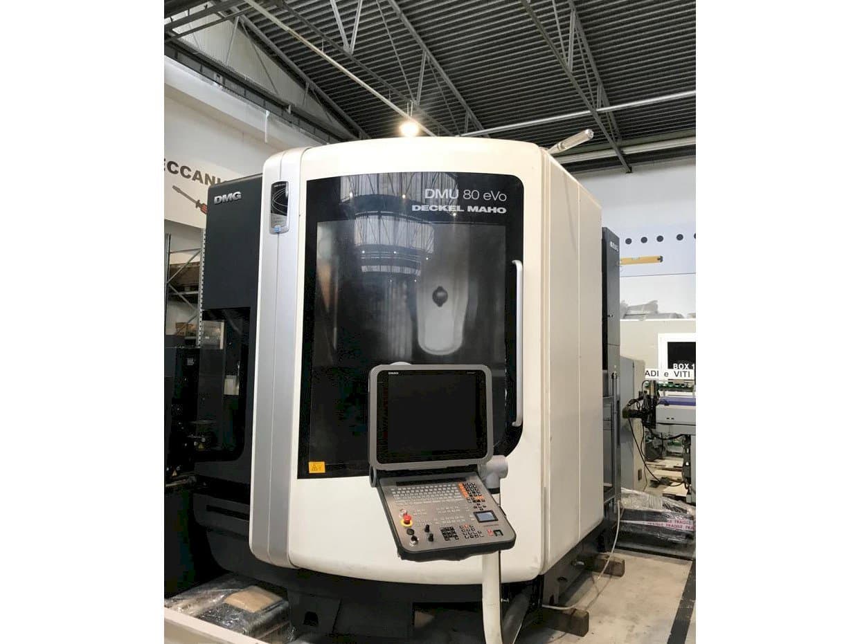 Makine  DMG MORI DMU 80 EVO - Önden görünüm