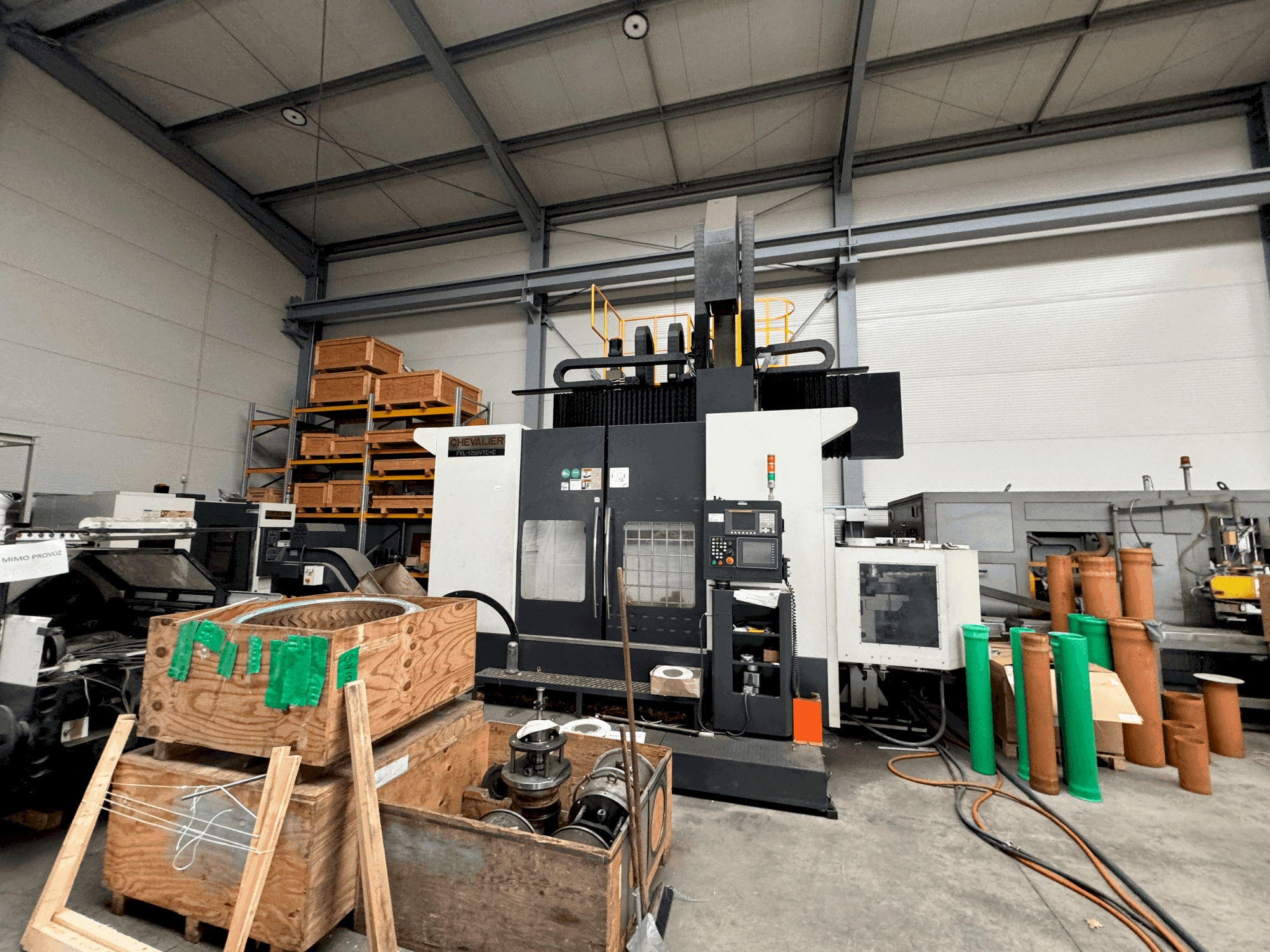 Makine  Chevalier FVL-1250VTC+C - Önden görünüm