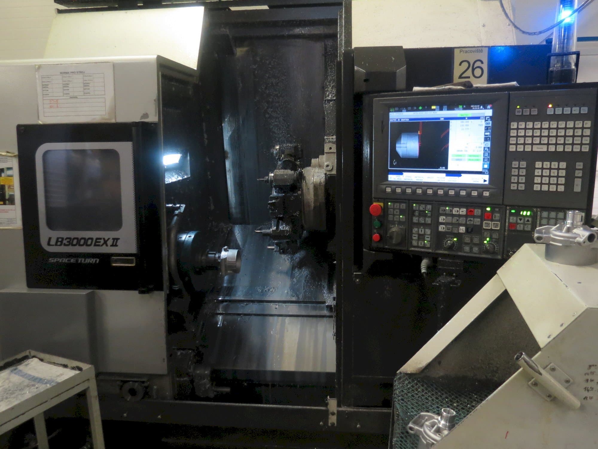 Makine  Okuma LB3000 EX II - Önden görünüm