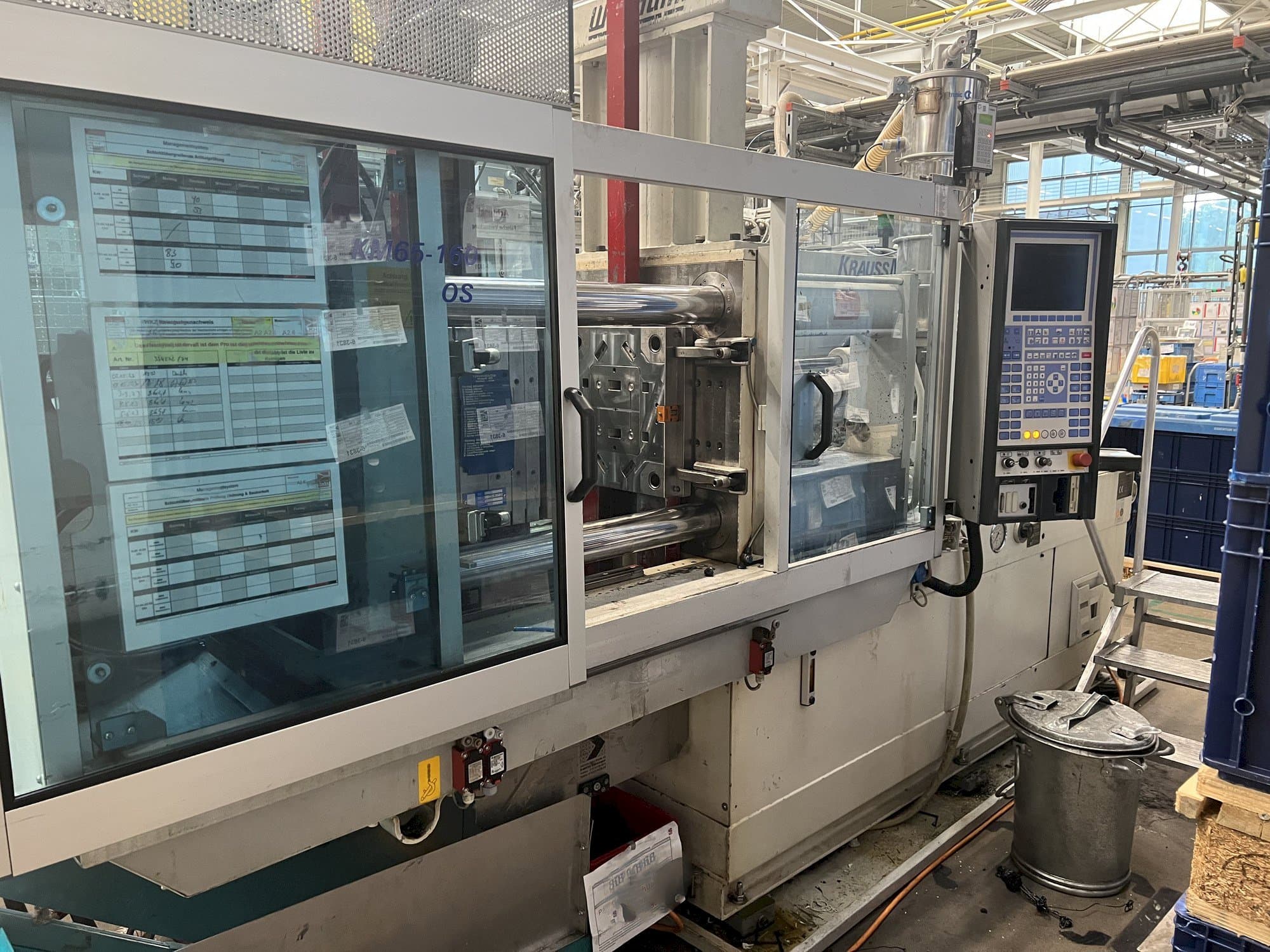 Makine  Krauss Maffei KM 65-160 C2 - Önden görünüm