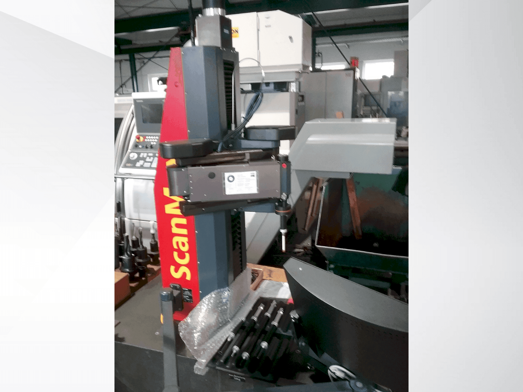 Makine  ZEISS ScanMax - Önden görünüm