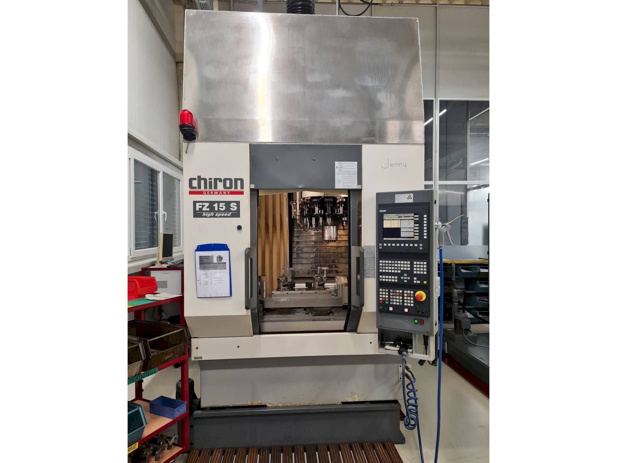 Makine  CHIRON FZ 15 S - Önden görünüm