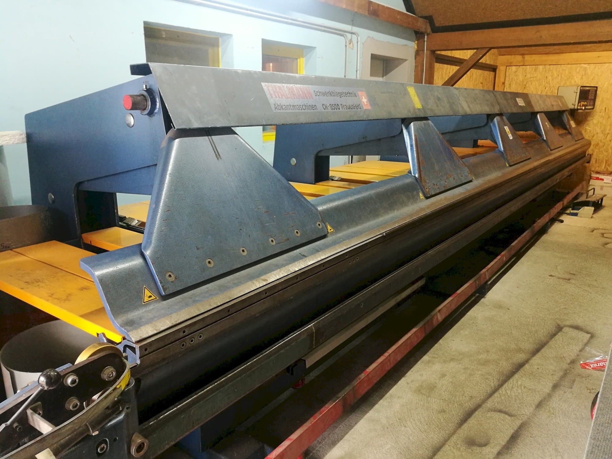 Makine  Thalmann Thako 15-8.2M - Önden görünüm