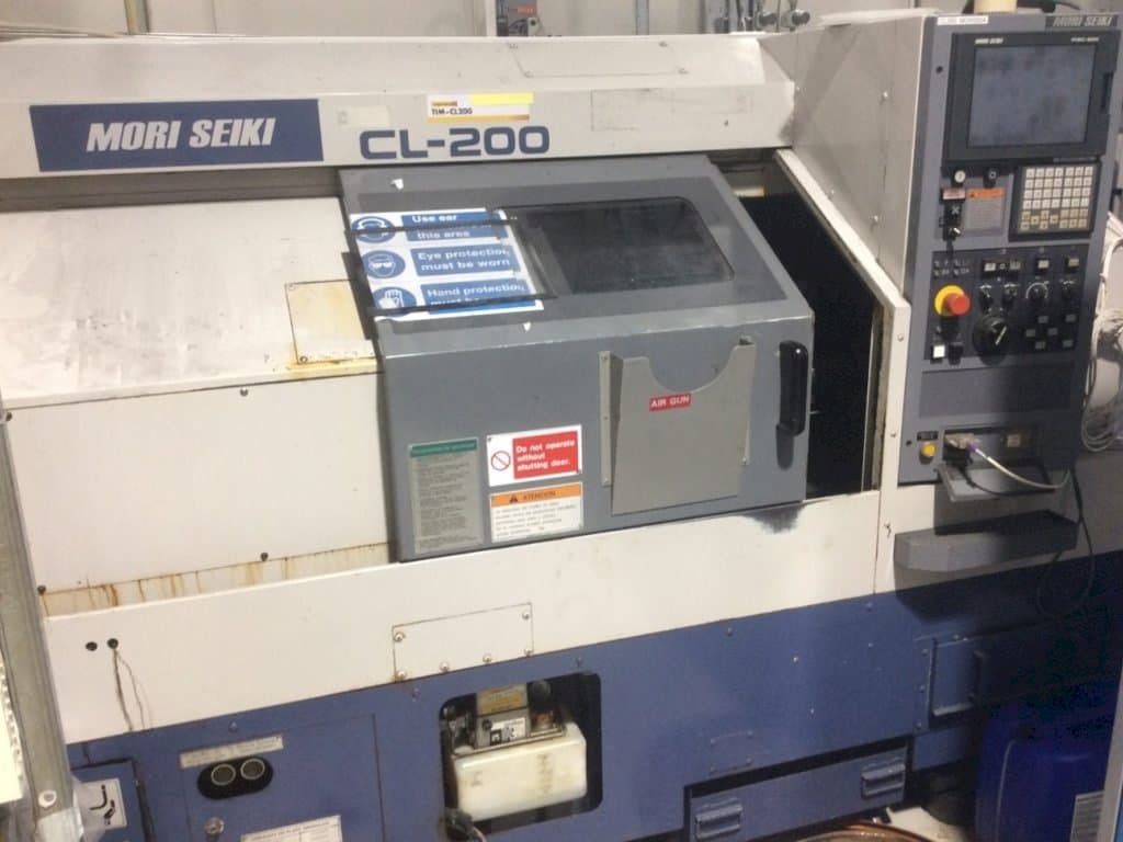Makine  MORI SEIKI CL-200 - Önden görünüm