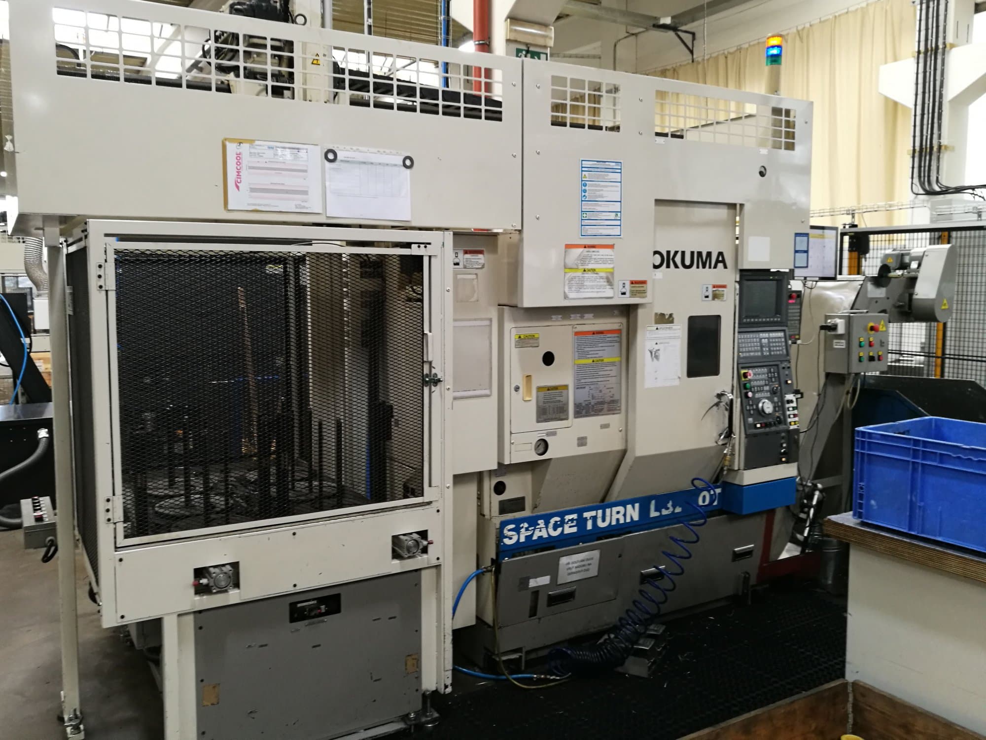 Makine  Okuma SPACE TURN LB250T - Sol görünüm