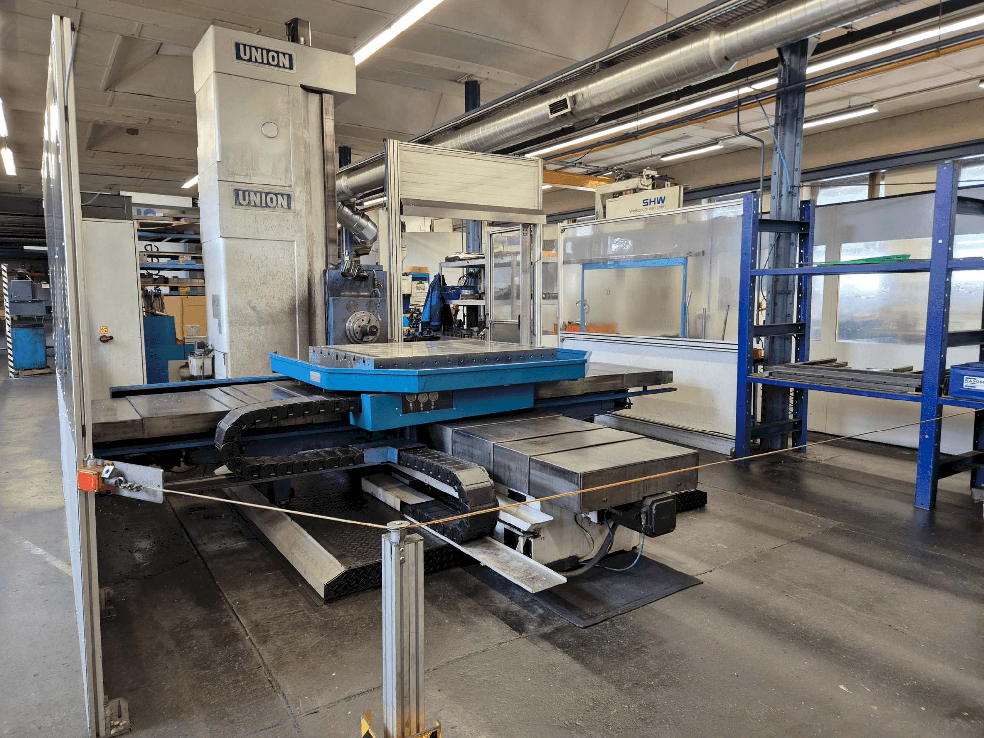 Makine  UNION T105 - Önden görünüm