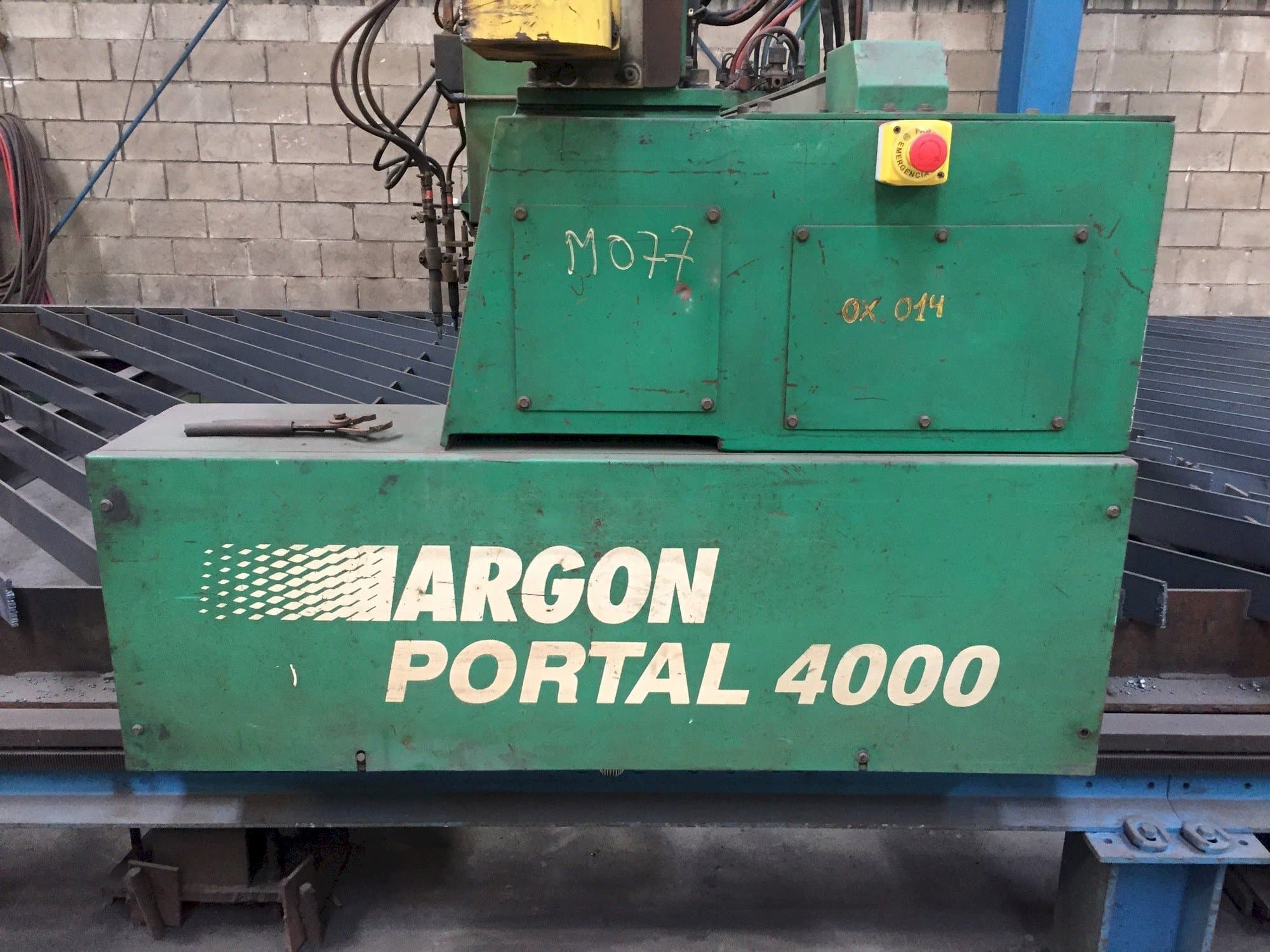 Makine  ARGON PORTAL 4000 - Önden görünüm