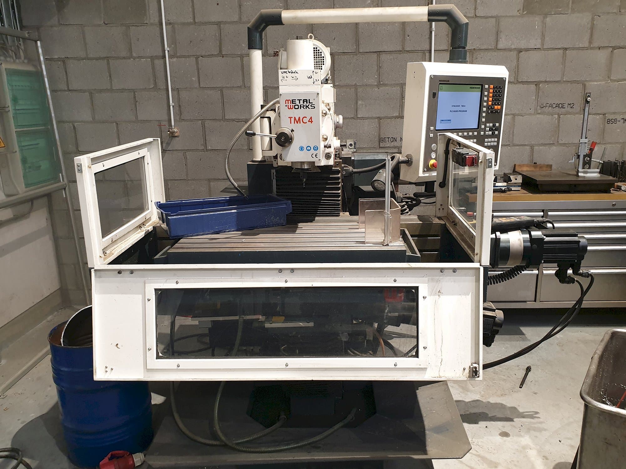 Makine  Metal Works - Önden görünüm TMC 4