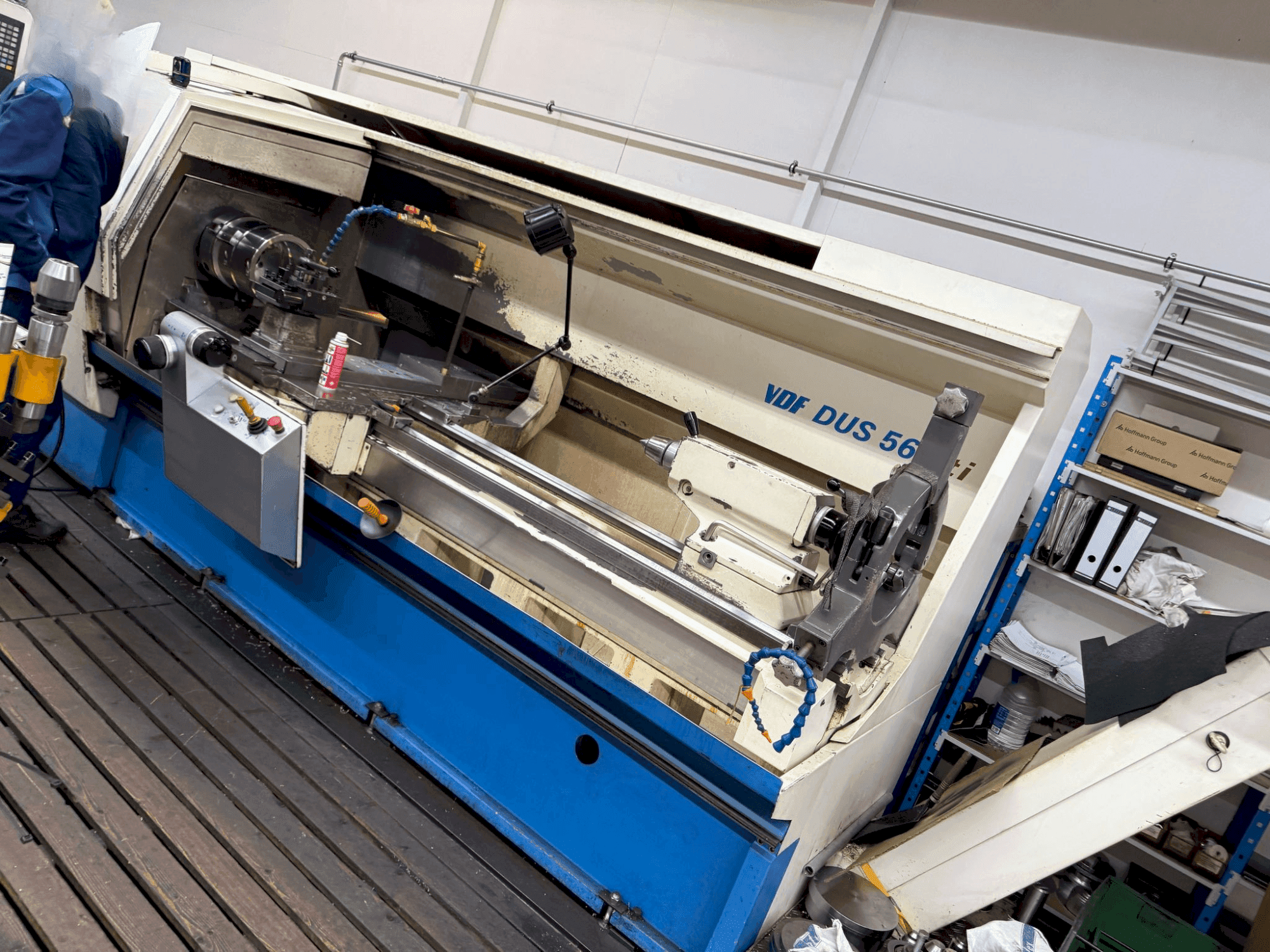 Makine  BOEHRINGER VDF DUS 560 ti - Önden görünüm