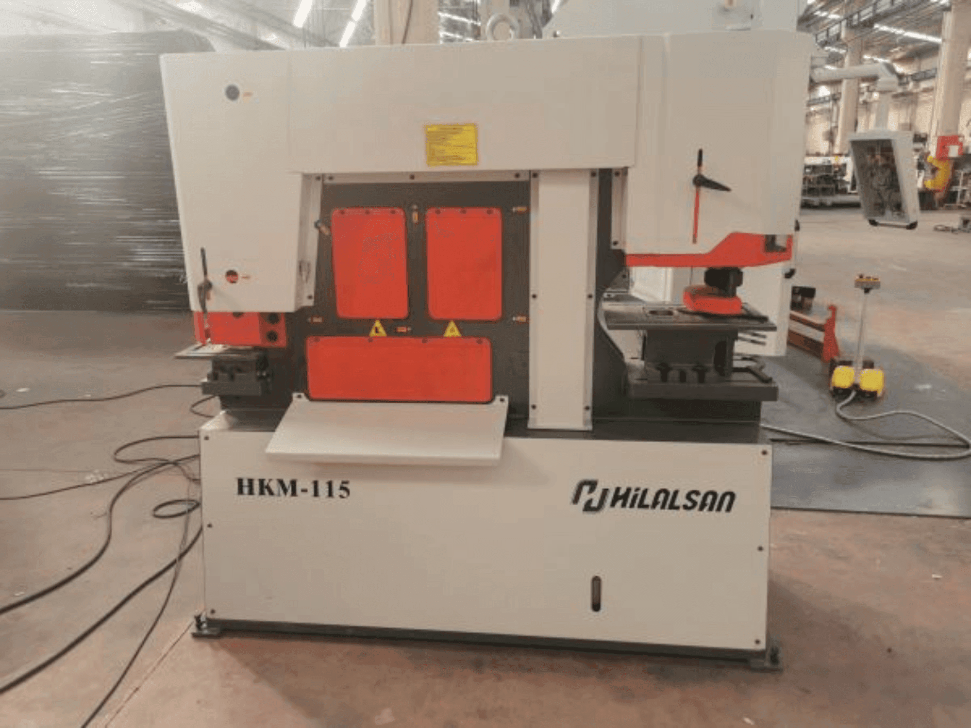 Makine  HILALSAN HKM-115 - Önden görünüm