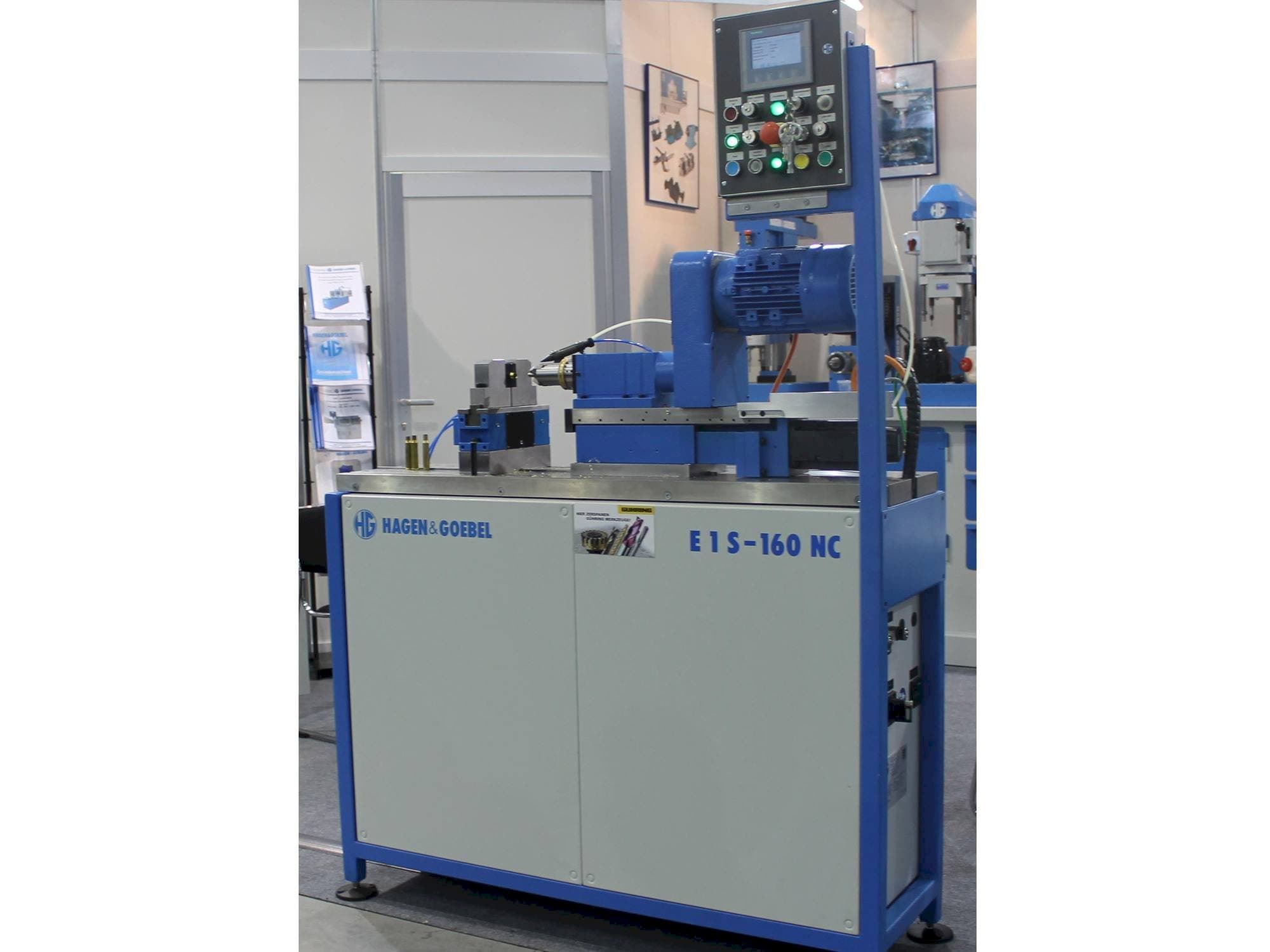 Makine  HAGEN&GOEBEL E 1 S – 160 NC - Önden görünüm