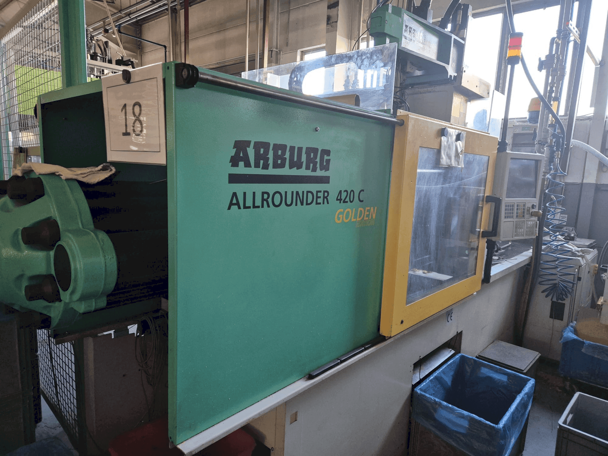 Makine  Arburg Allrounder 420 C 1000-290 Golden Edition - Önden görünüm