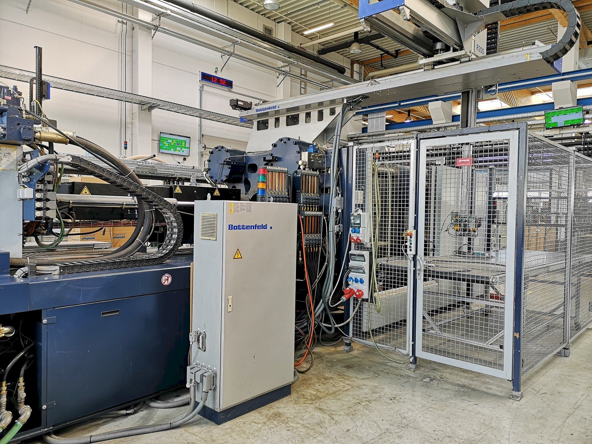 Makine  Battenfeld HM 8000 2P - 7700 - Önden görünüm