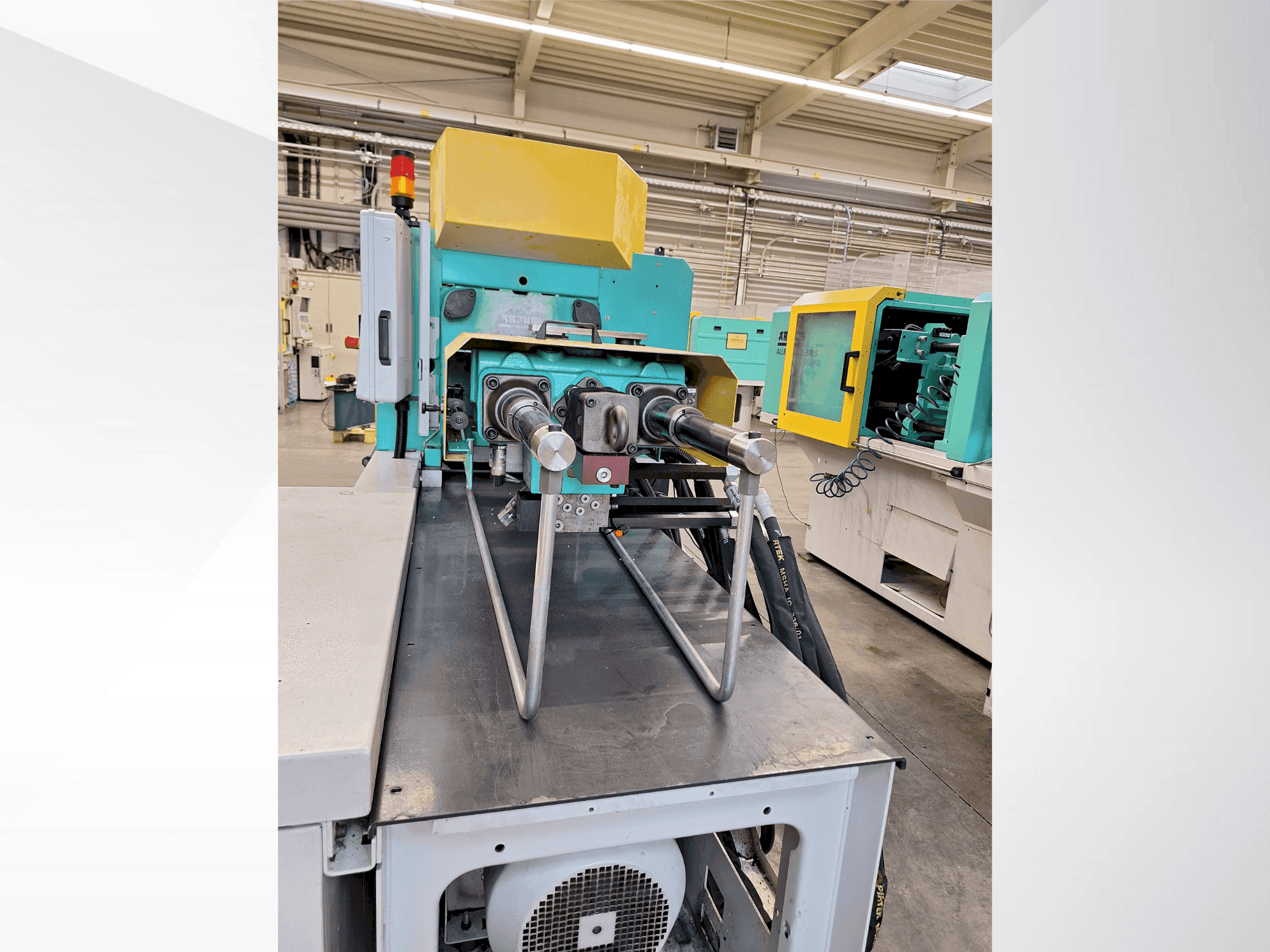 Makine  Arburg 370 S 600 - 170 - Önden görünüm