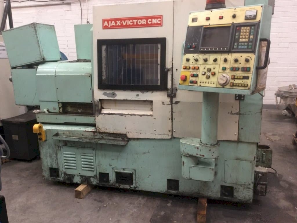 Makine  Victor TNS-3H - Önden görünüm