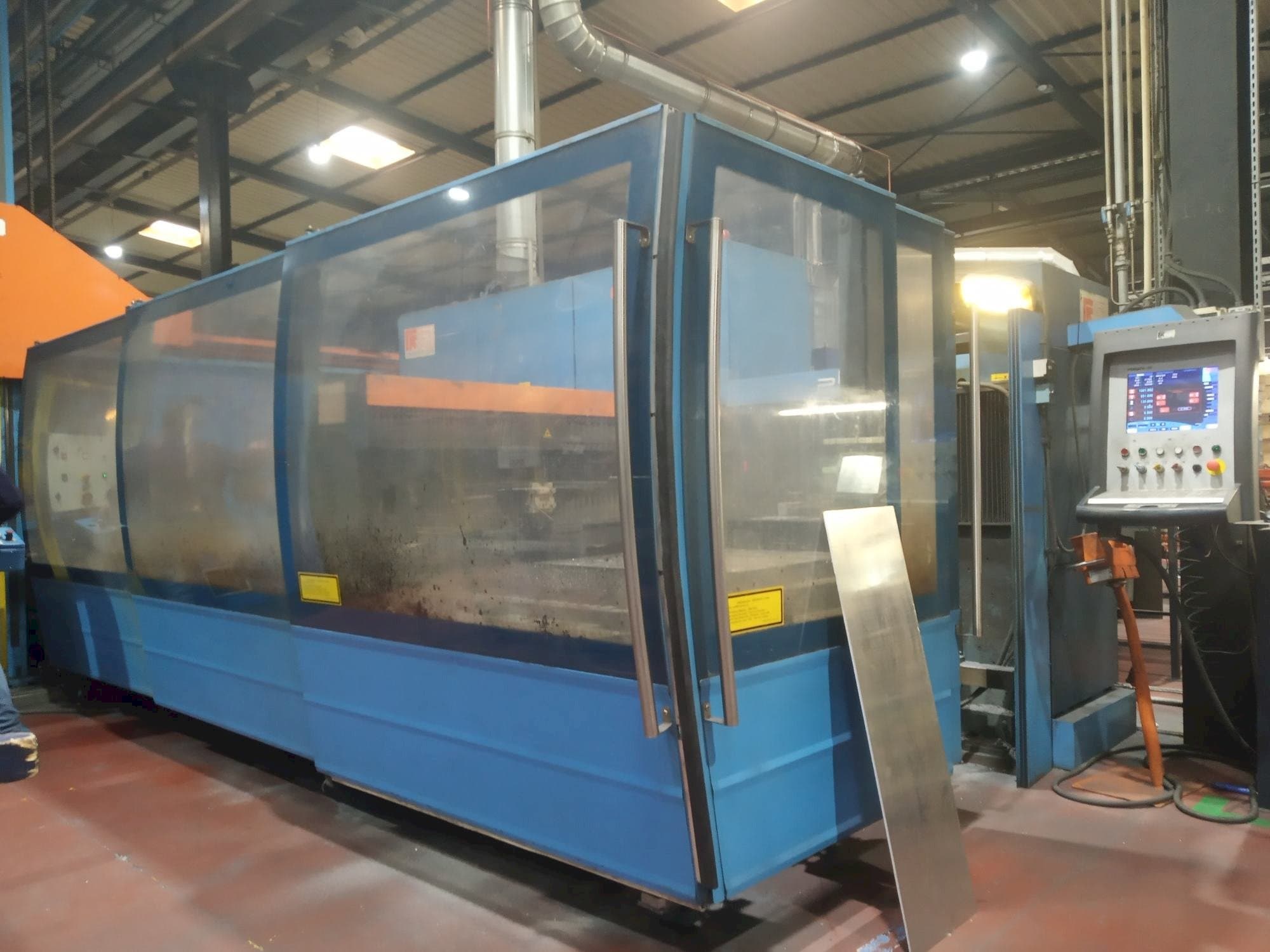 Makine  Prima Power Platino 1530 - Sol görünüm