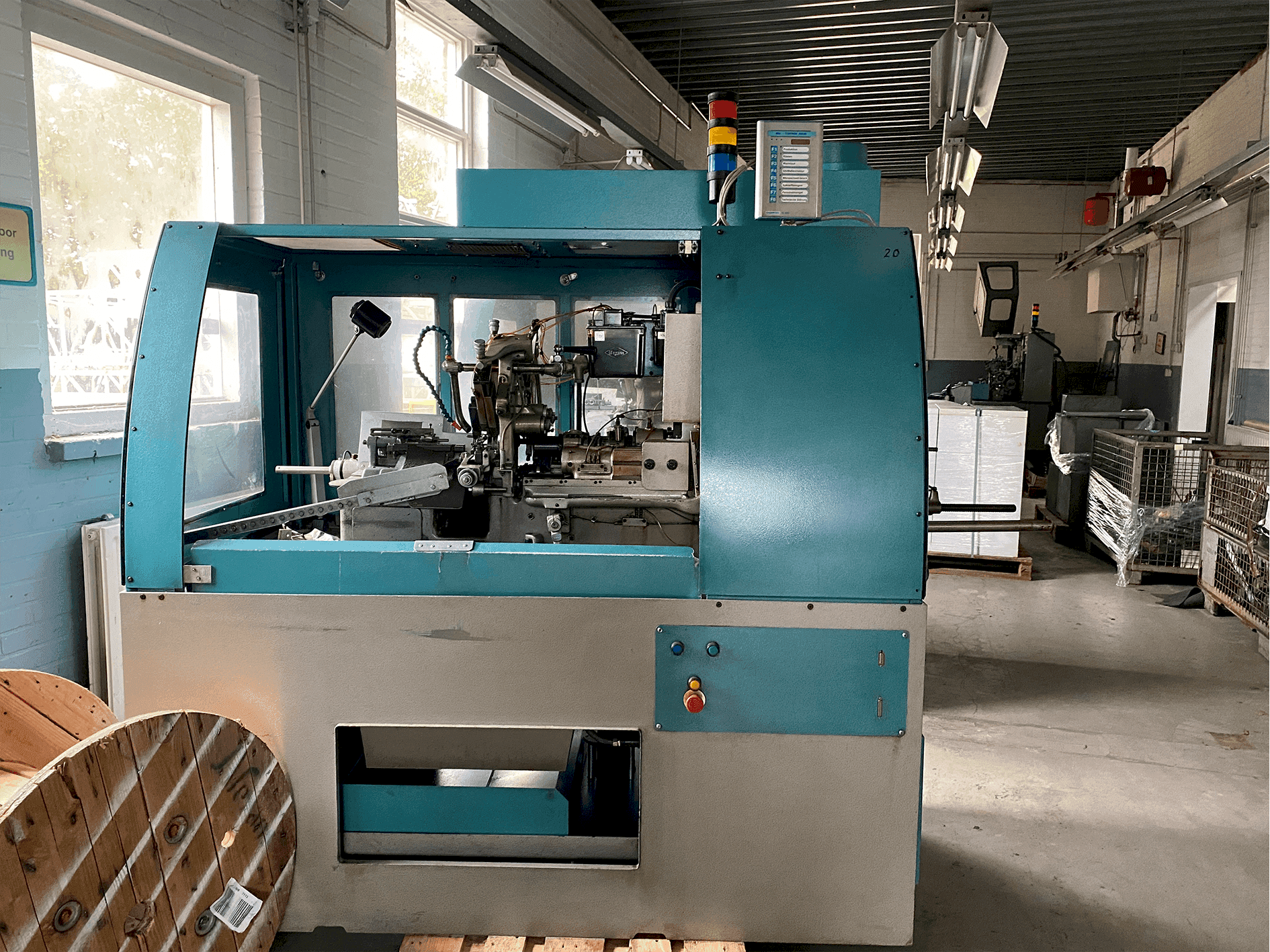 Makine  Tornos-Bechler NAT-125 vario - Önden görünüm