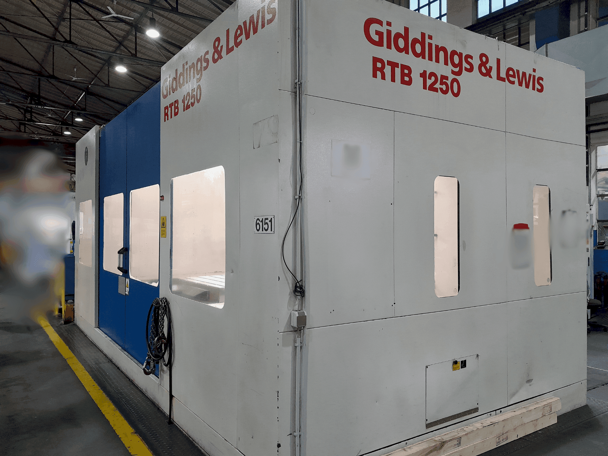 Makine  GIDDINGS & LEWIS HMC 410 RTB 1250 - Önden görünüm