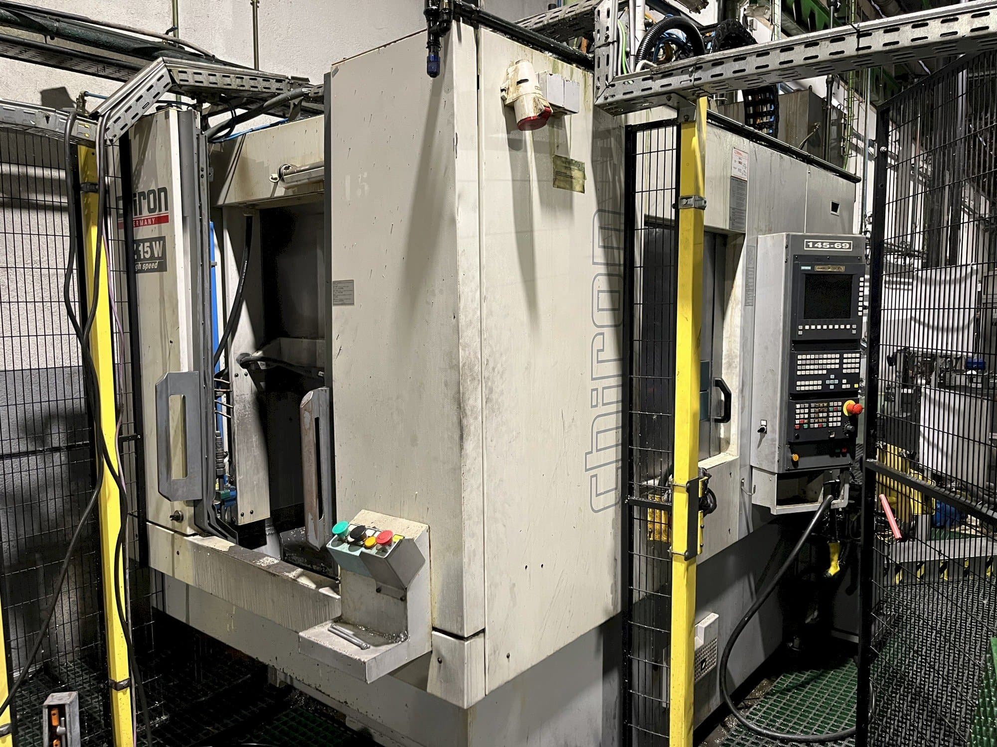 Makine  CHIRON FZ15W - Önden görünüm