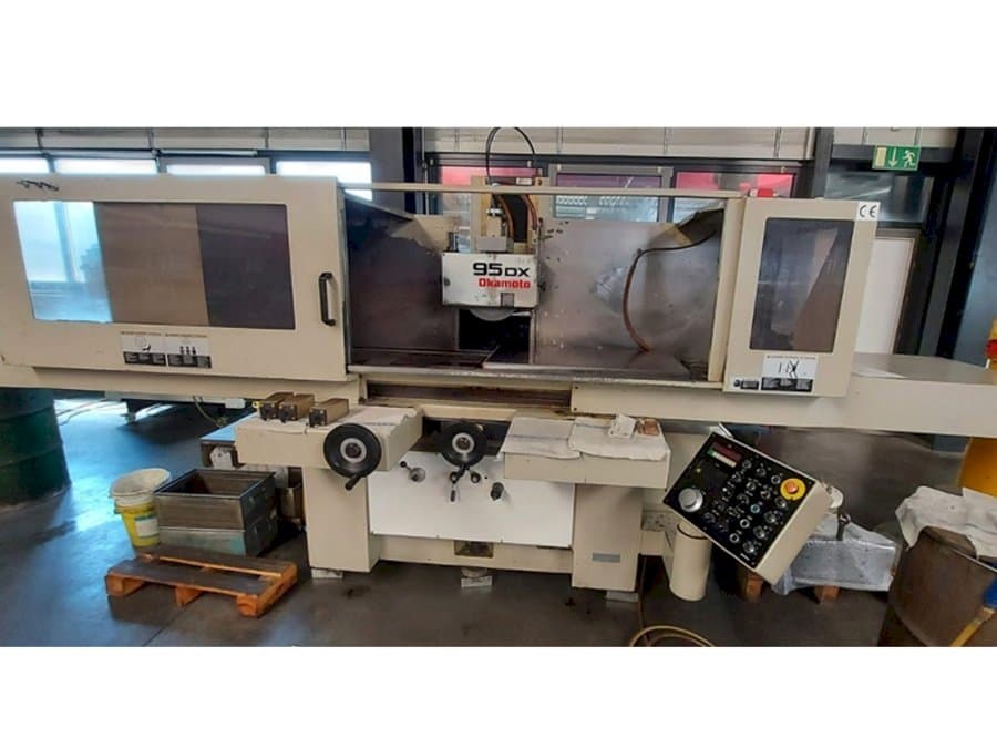 Makine  OKAMOTO 95DX - Önden görünüm