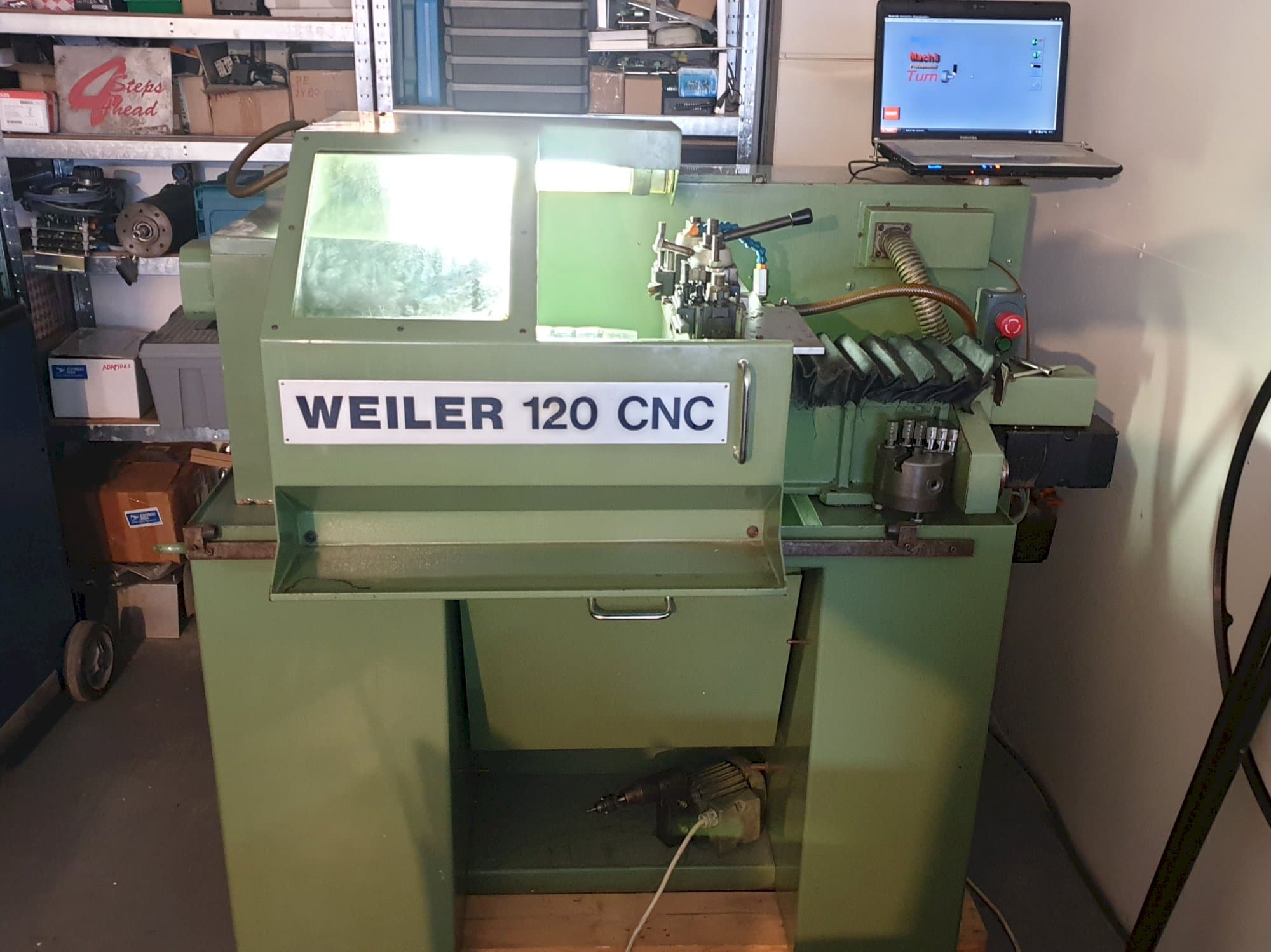 Makine  Weiler - Önden görünüm 120 CNC