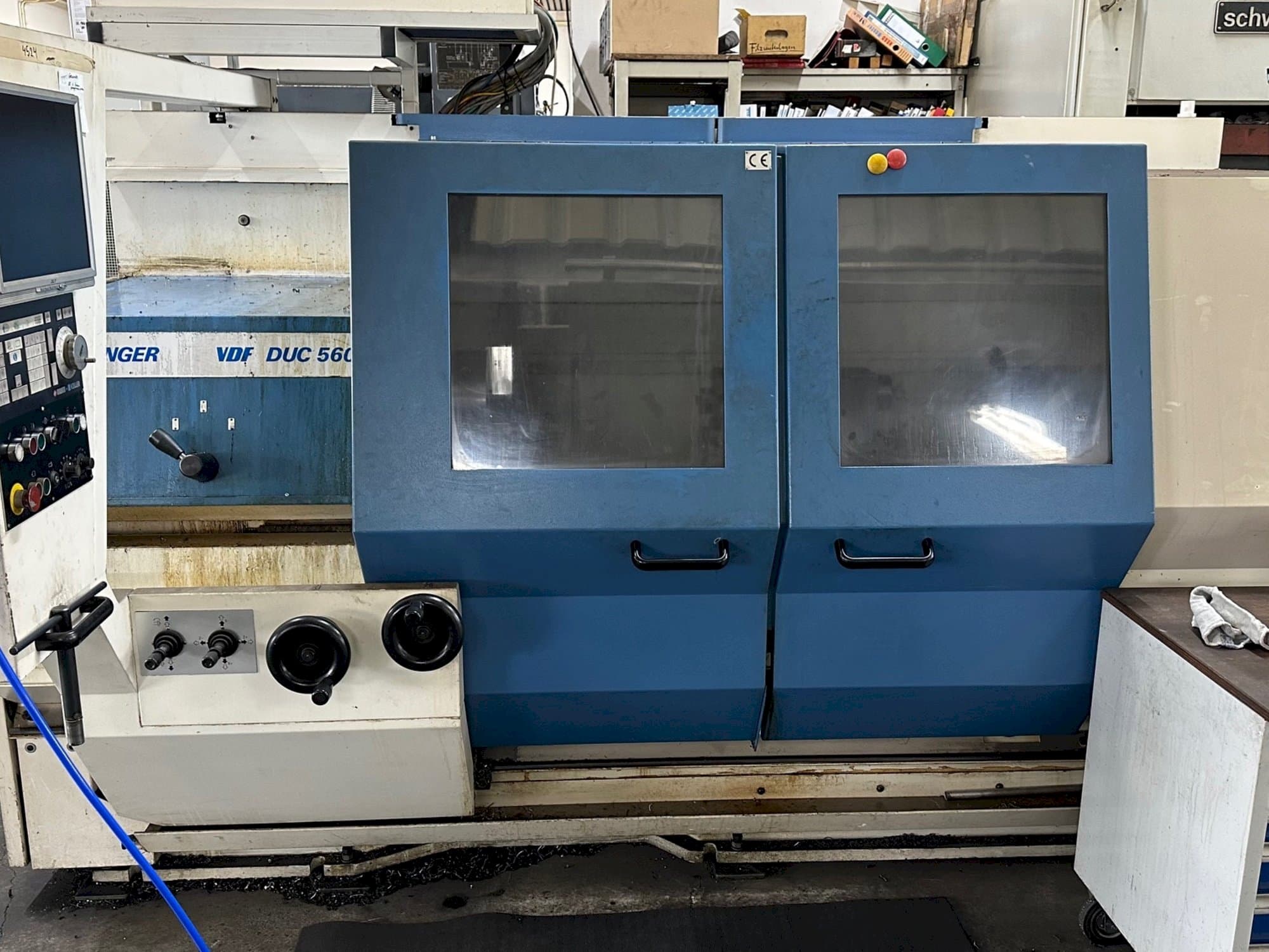 Makine  BOEHRINGER DUC 560 - Önden görünüm