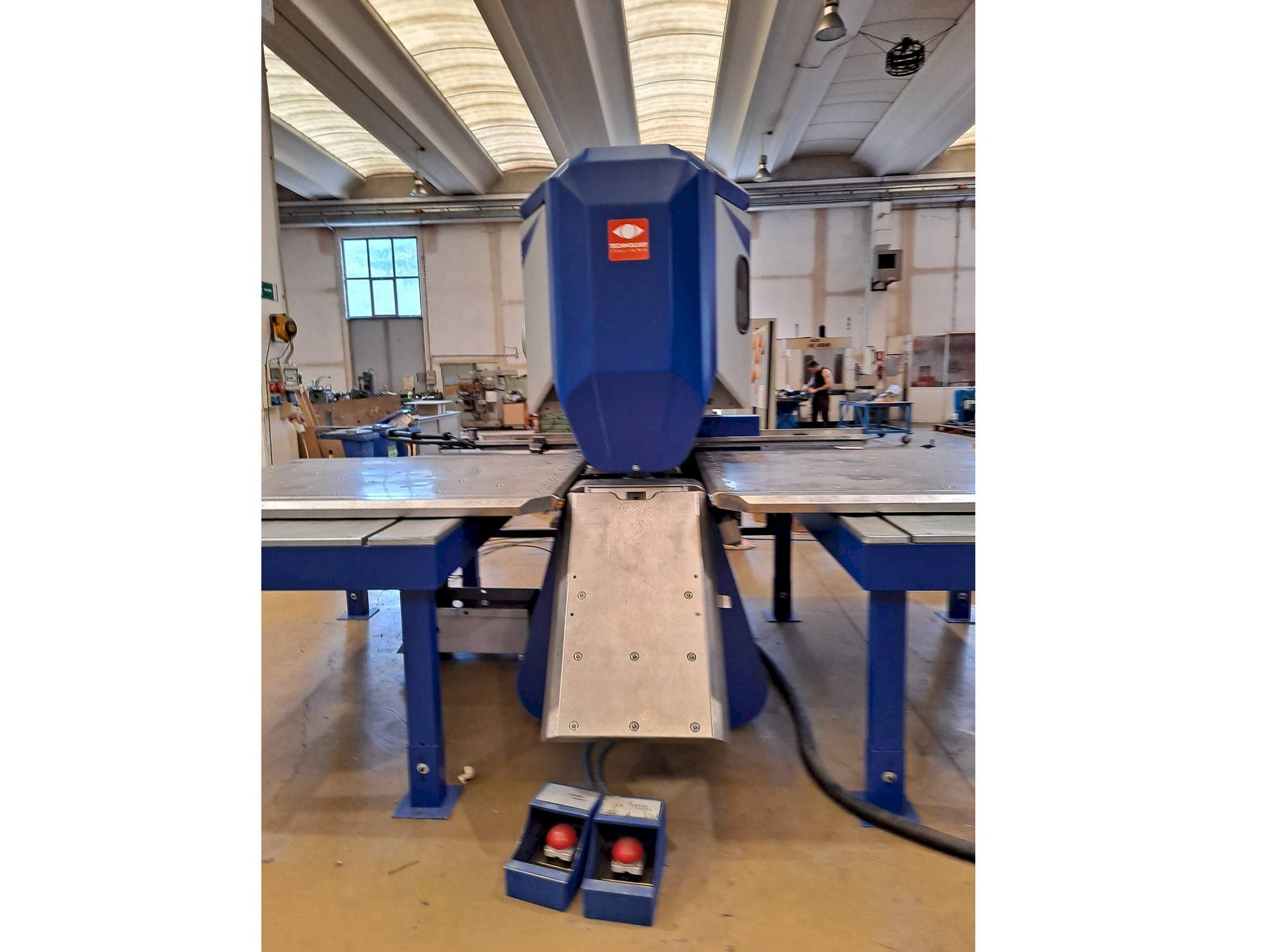 Makine  TECHNOLOGY Tecnotransfer 15sr 1500/2000 - Önden görünüm