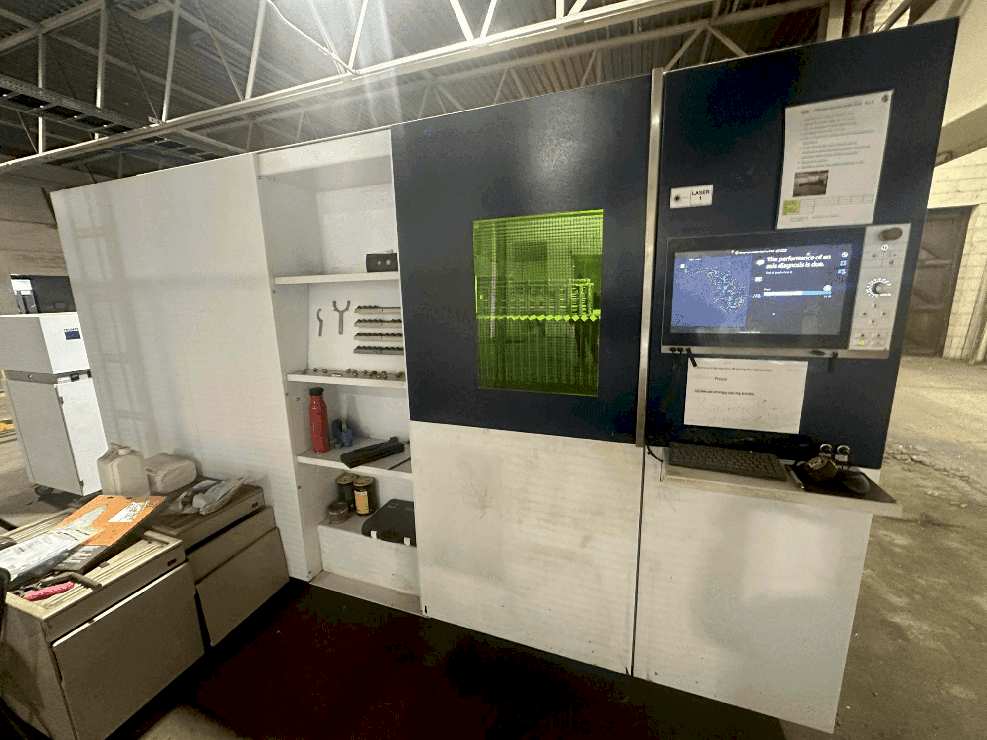 Makine  TRUMPF Trulaser 1040 Fiber - Önden görünüm