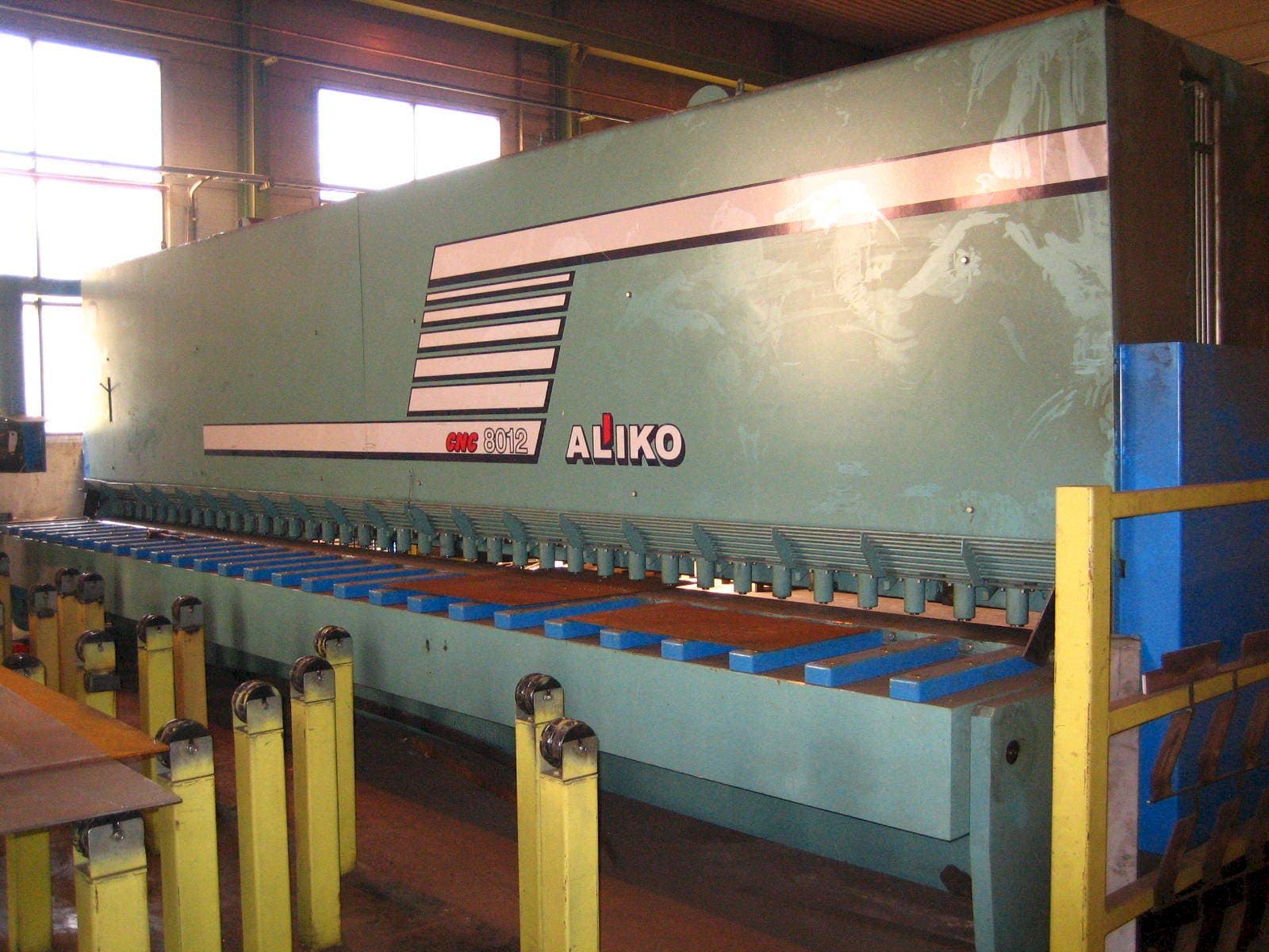 Makine  ALIKO 8000/12 - Önden görünüm