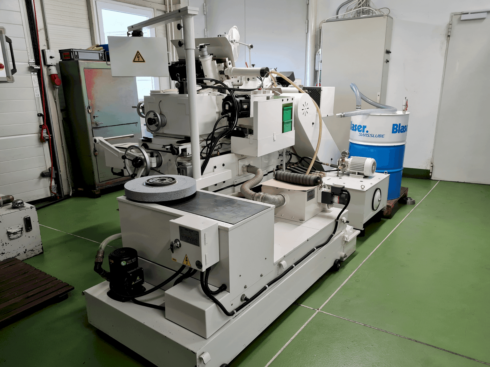 Makine  Pinnacle PC20NC - Önden görünüm