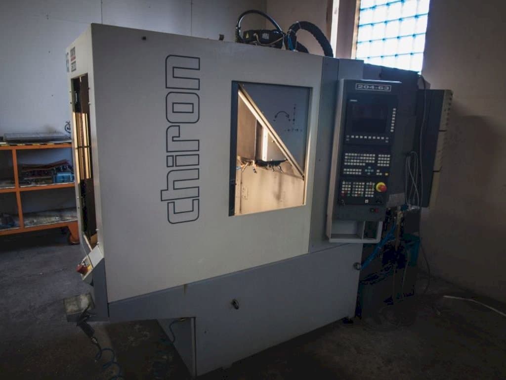 Makine  CHIRON FZ 08 W - Önden görünüm