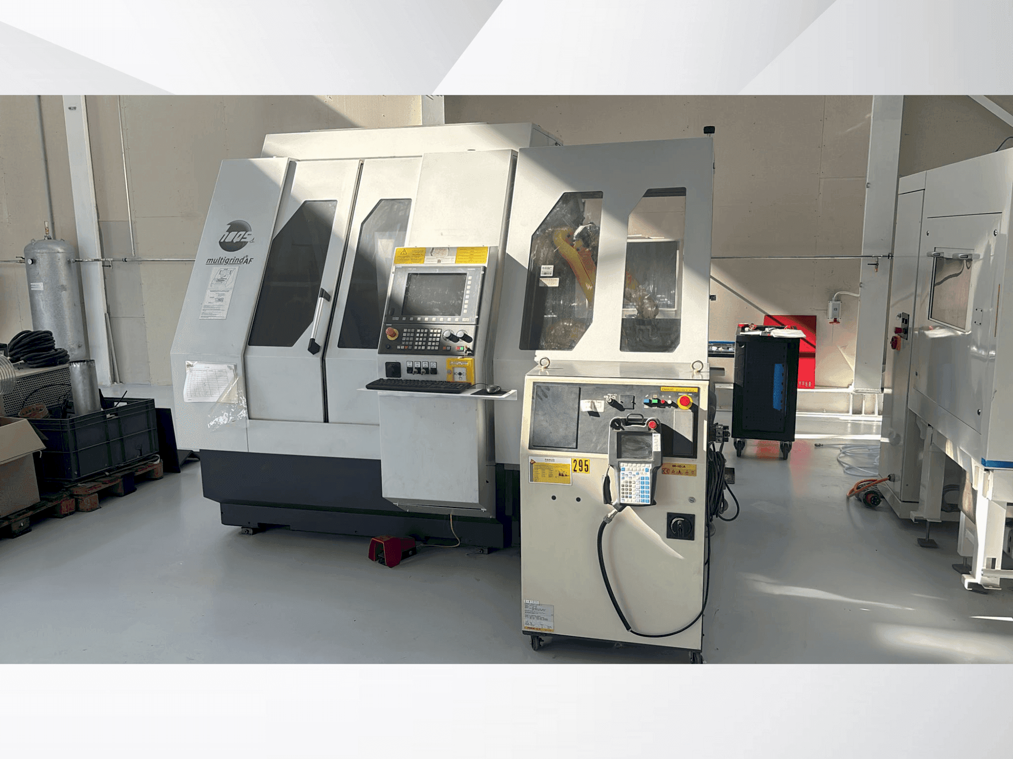 Makine  HAAS Multigrind AF/SL - Önden görünüm