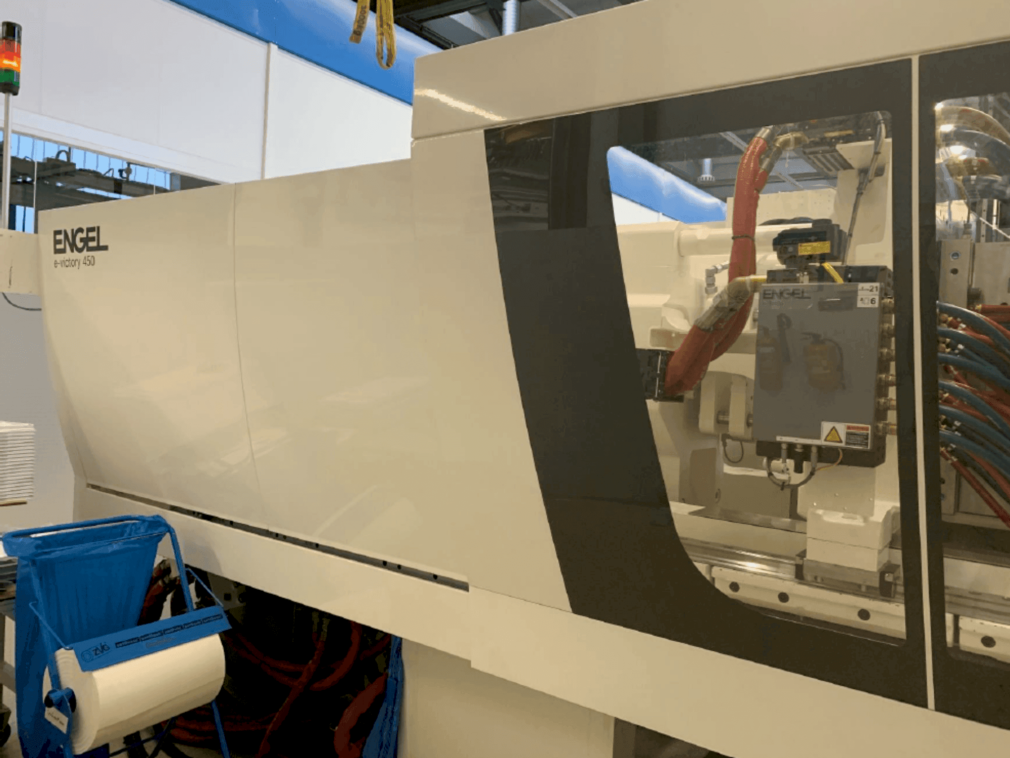 Makine  Engel e-Victory 740/450 US - Önden görünüm