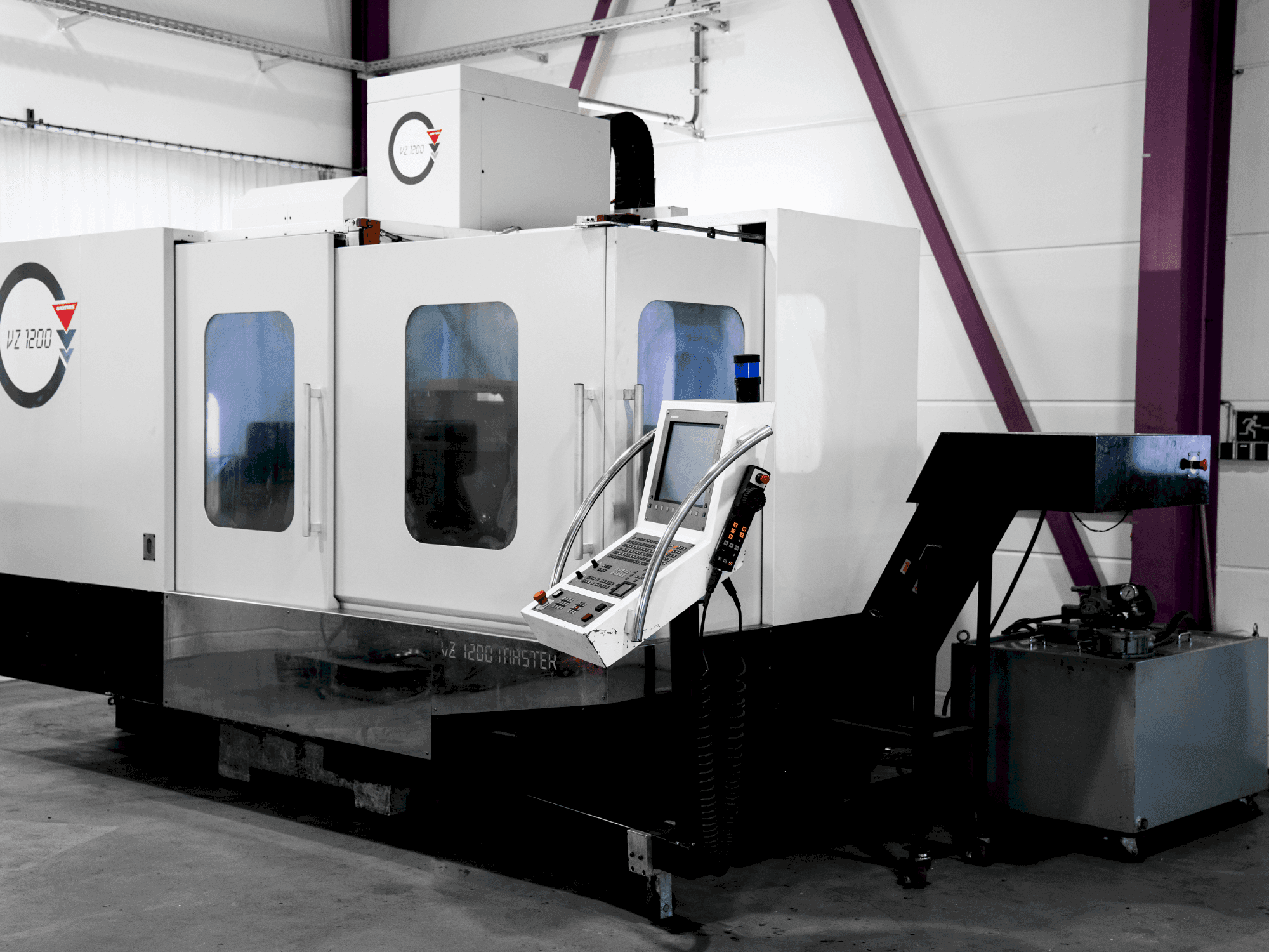 Makine  WEMAS VZ 1200 - Önden görünüm