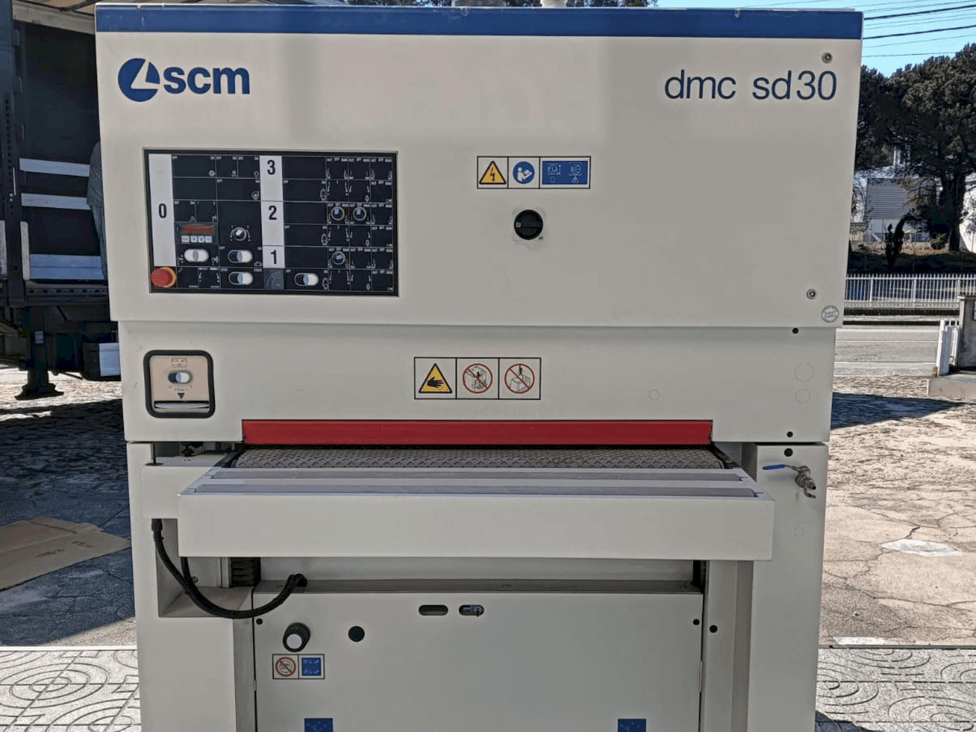 Makine  SMCTL DMC SD 30 RCS 110 - Önden görünüm