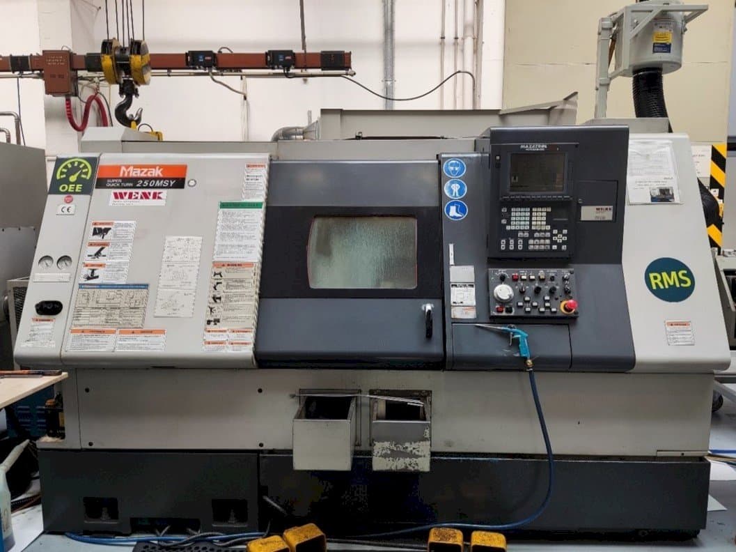 Makine  Mazak SQT-250 MSY - Önden görünüm