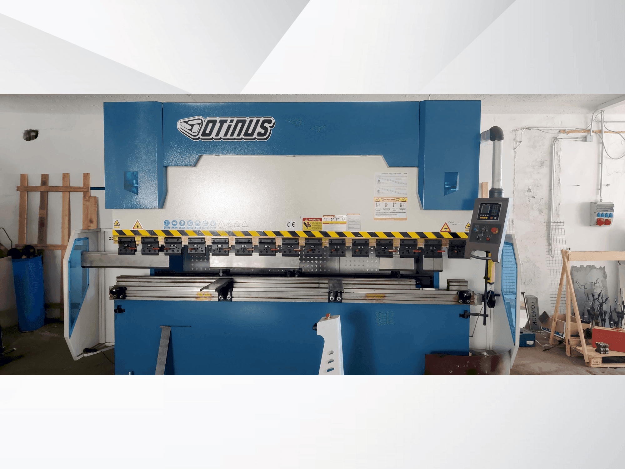 Makine  OTINUS 2312N - Önden görünüm