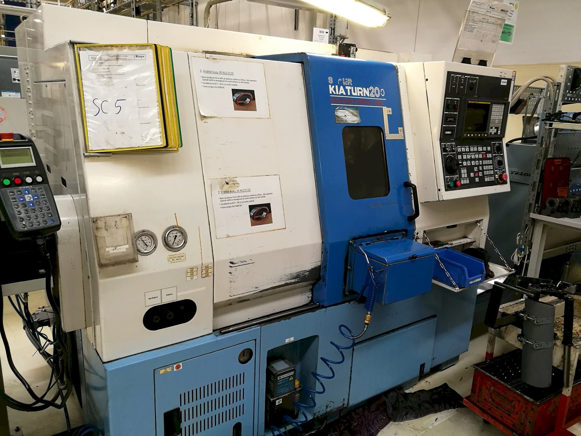 Makine  Kia Super Kia Turn 200 - Önden görünüm