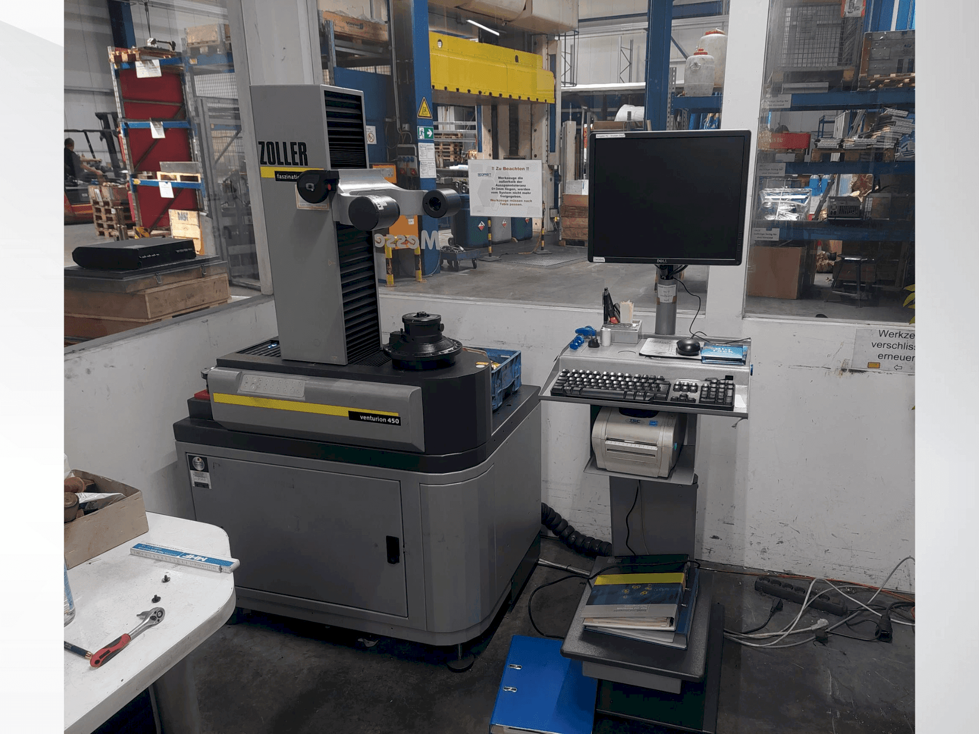 Makine  Zoller venturion 450 - Önden görünüm