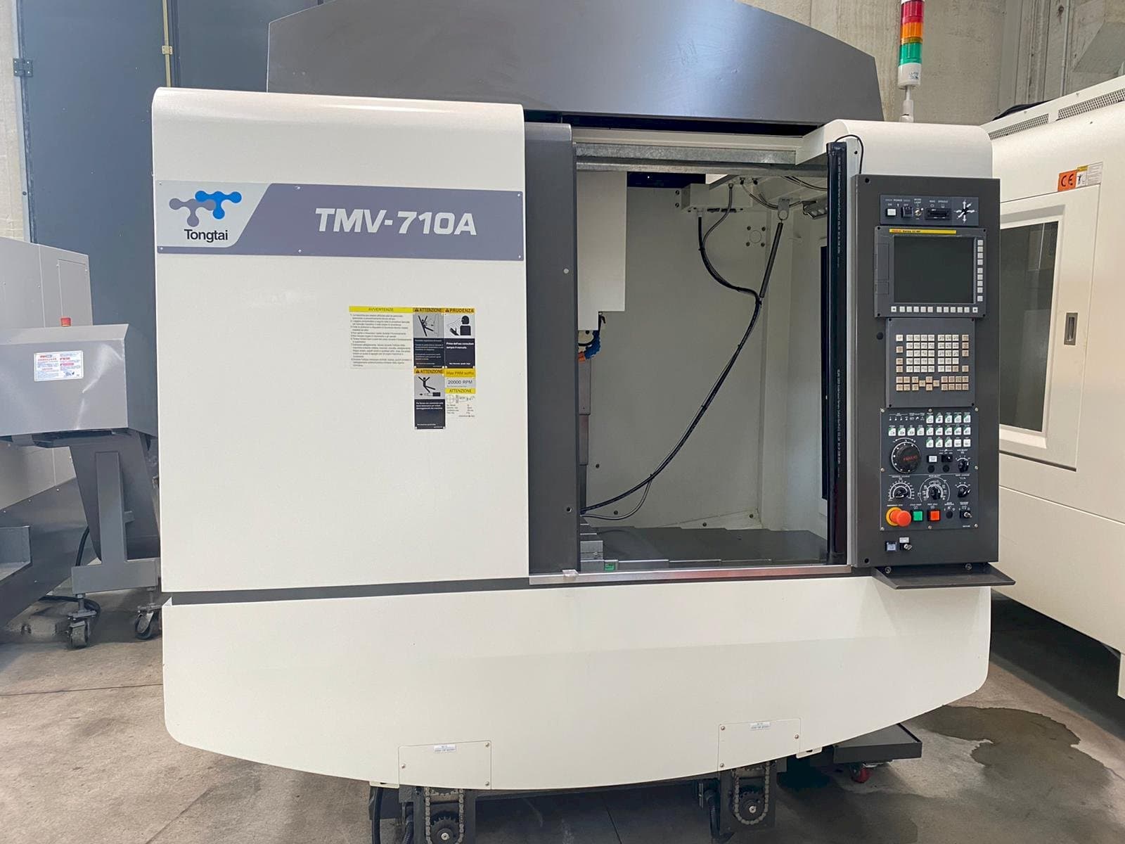 Makine  Tongtai TMV-710A - Önden görünüm